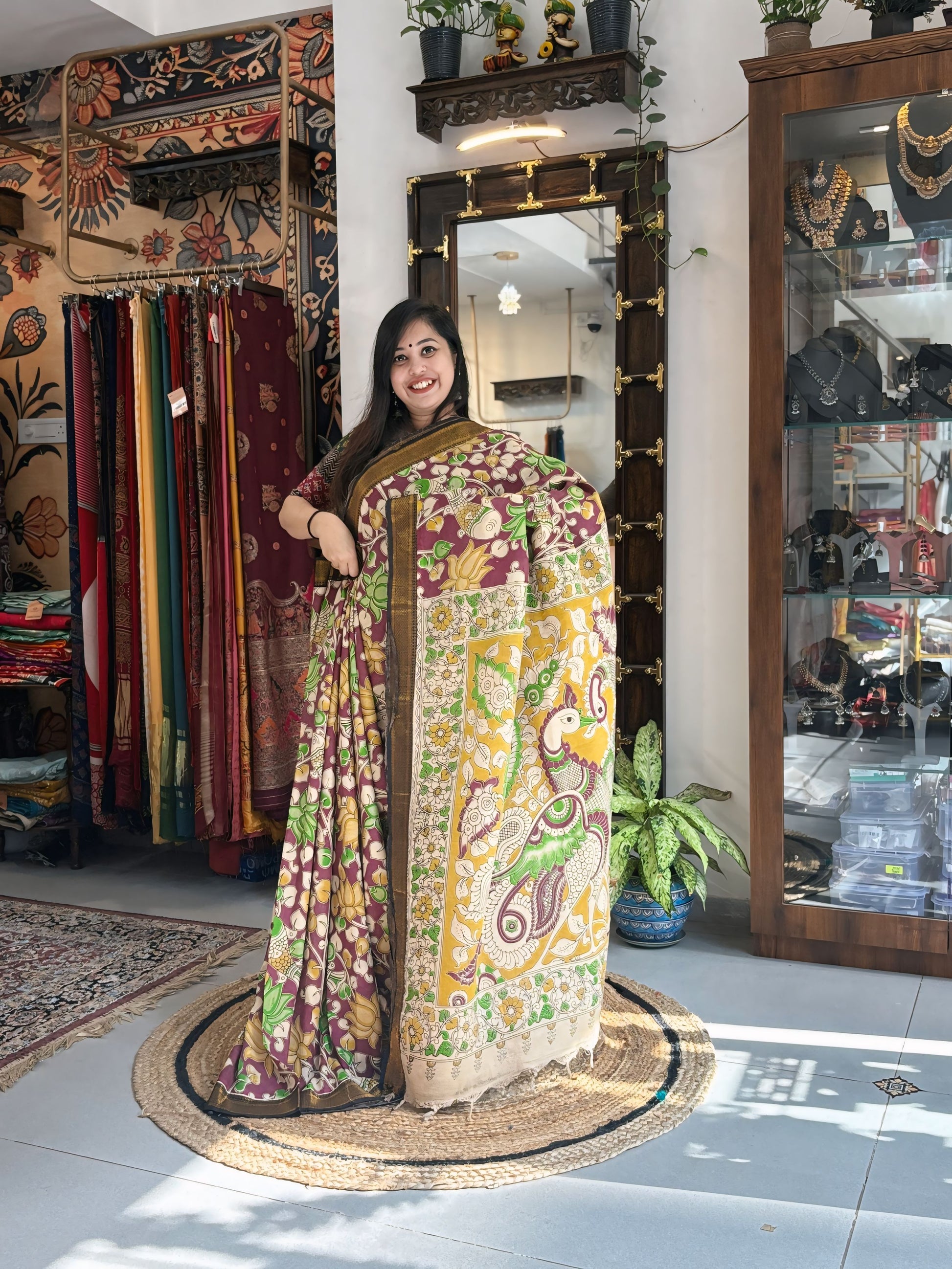 Lotus Lines
 - Kalamkari Nizam Border