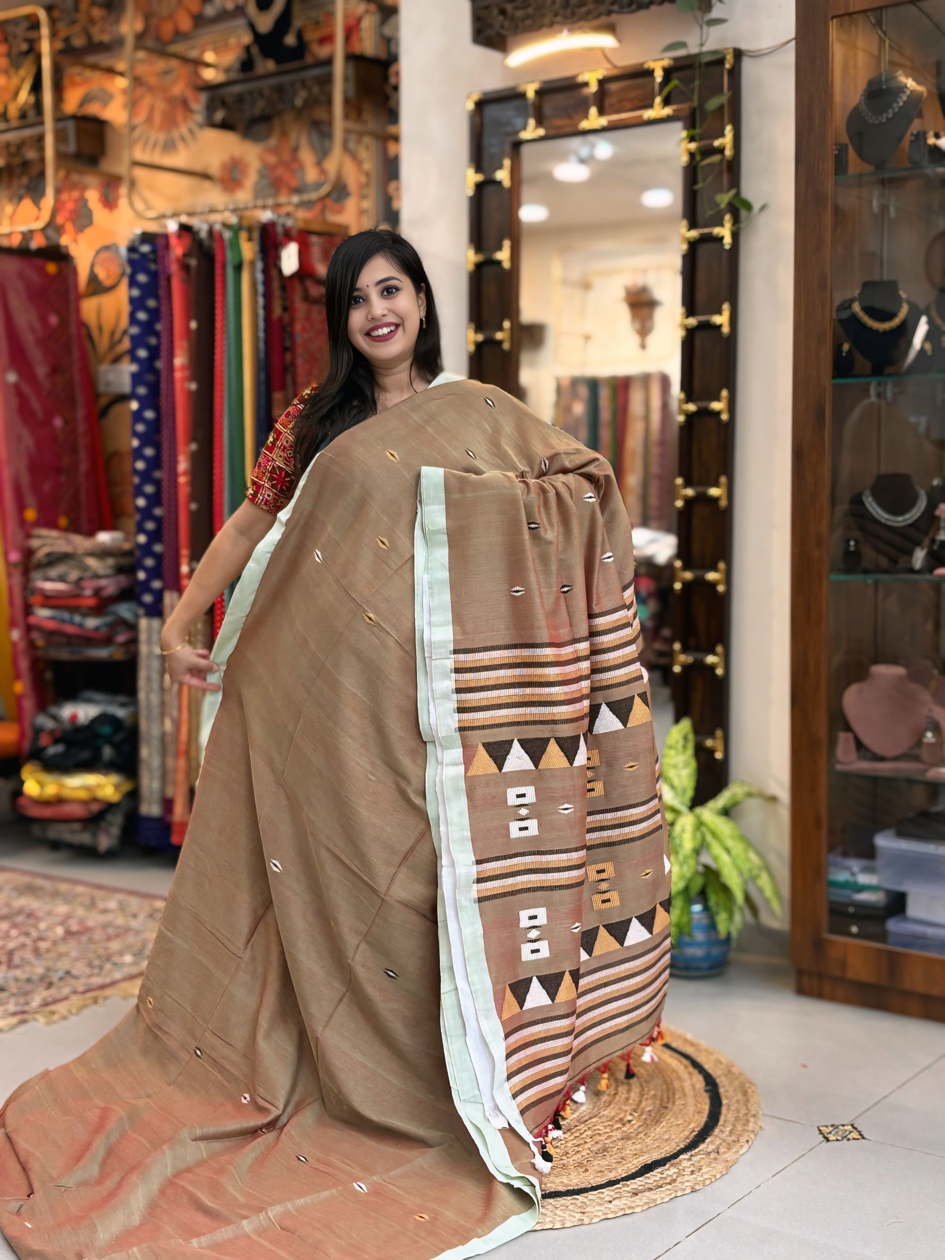 Aavira - Bhujori Khadi Cotton Saree