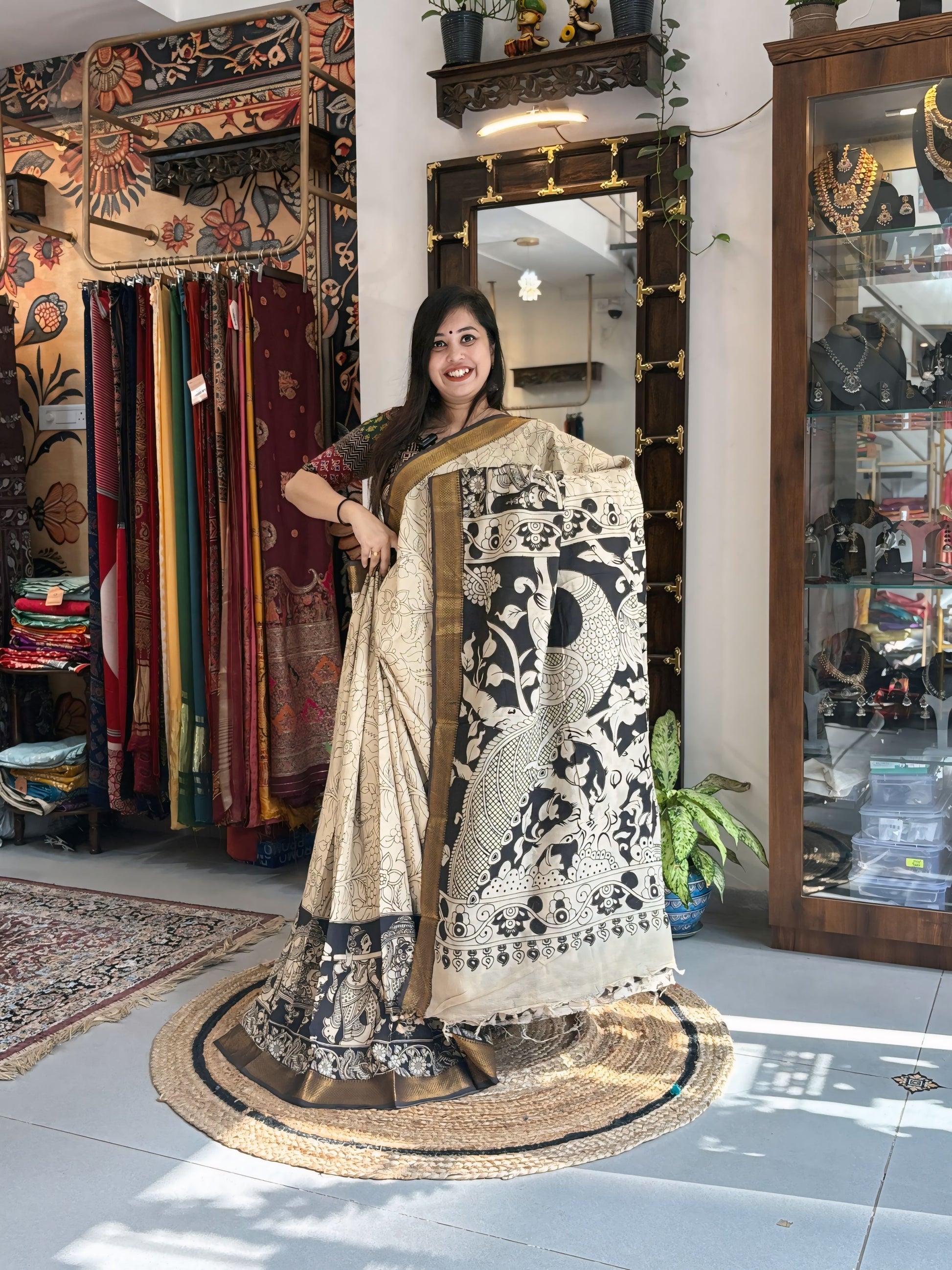 Sitaara Saree
 - Kalamkari Nizam Border