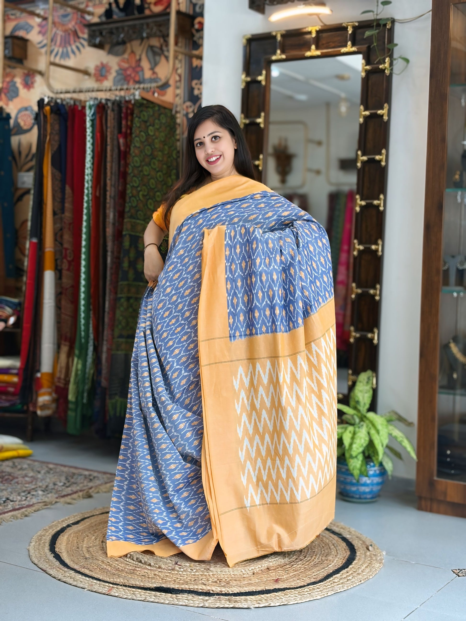 Pallavi - Pochampally Saree