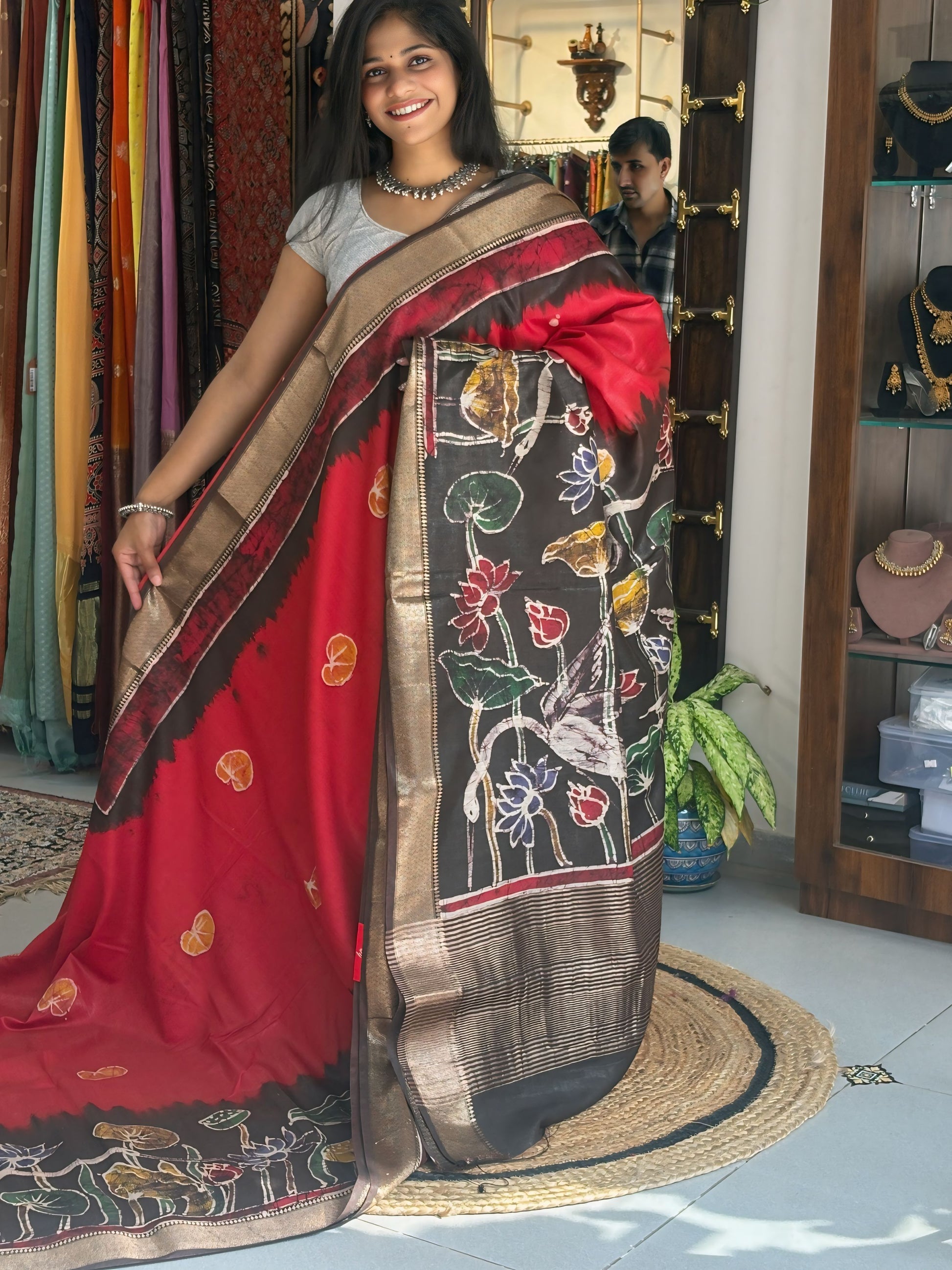 Aabharana - Hand Batik Maheshwari Saree