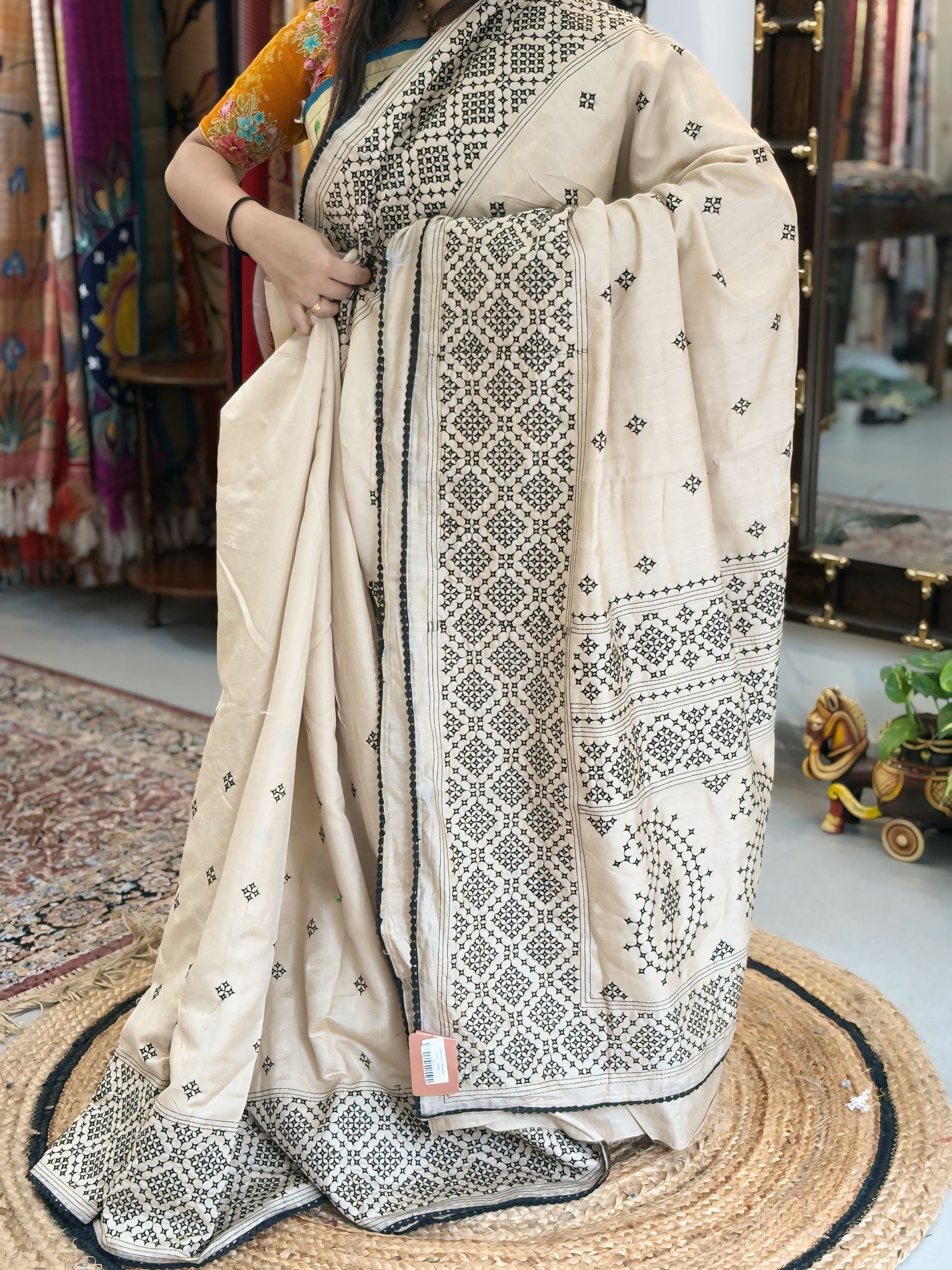 Raw Elegance – Geecha Silk