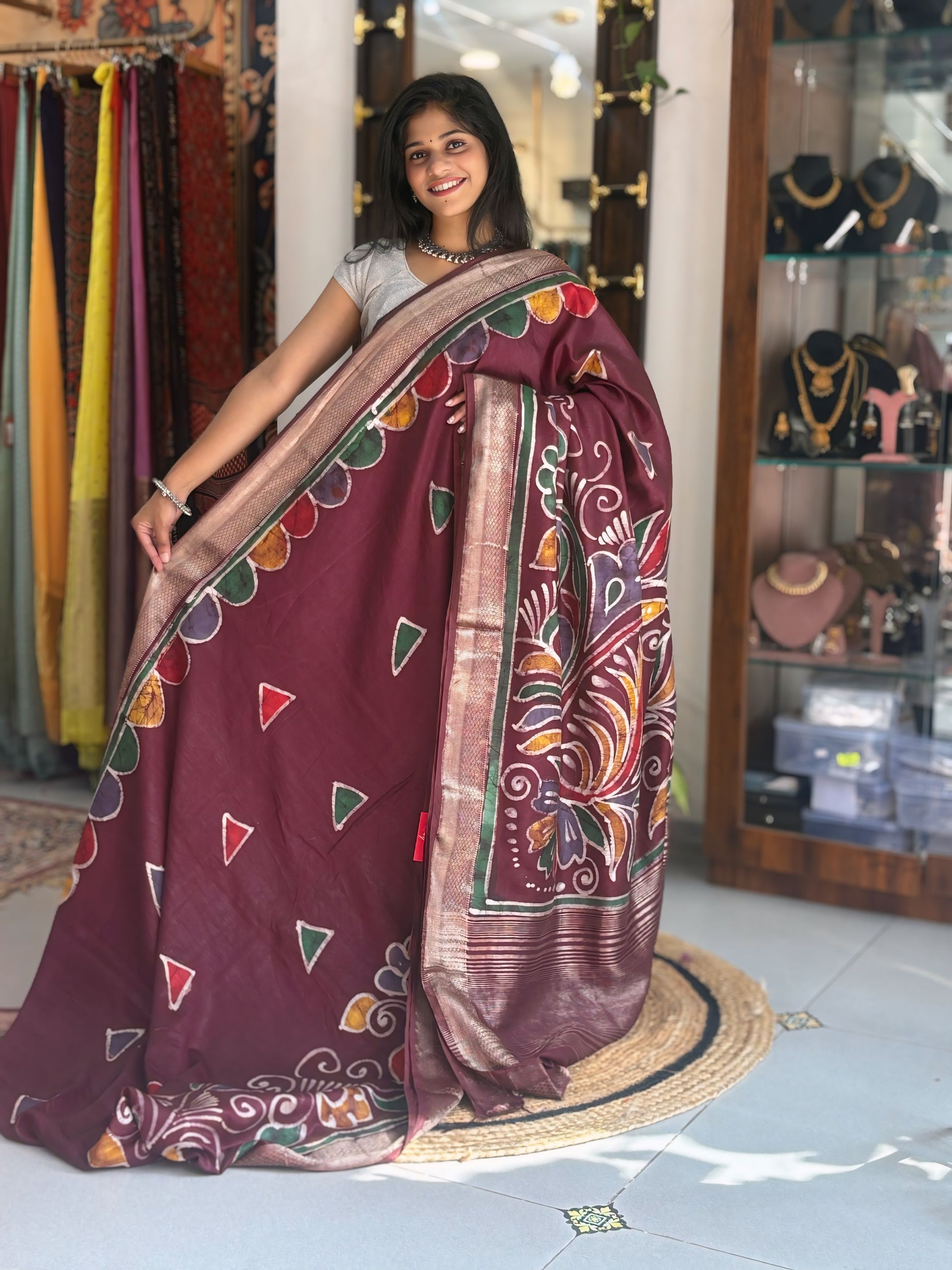 Vasundhara - Hand Batik Maheshwari Saree