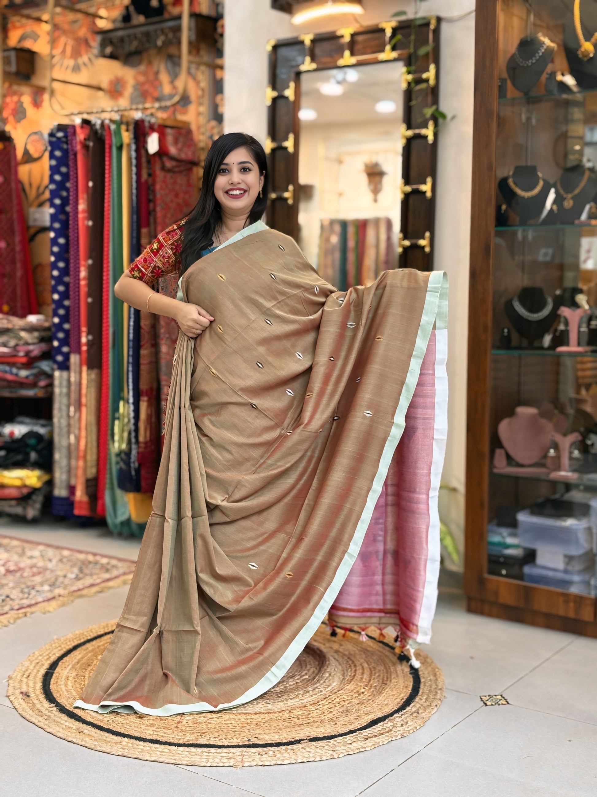 Aavira - Bhujori Khadi Cotton Saree
