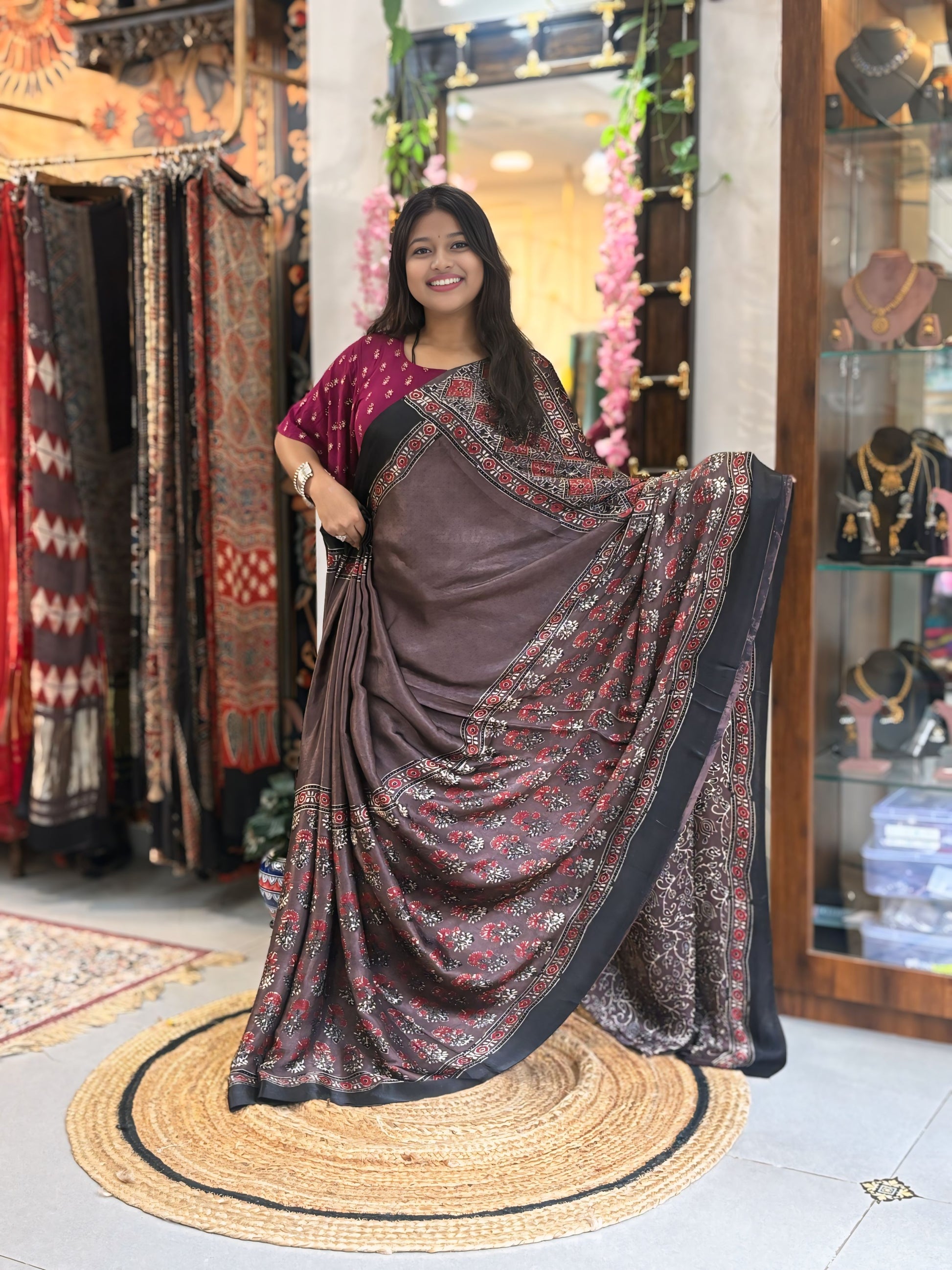 Mehira - Ajrakh Modal Lakripatta