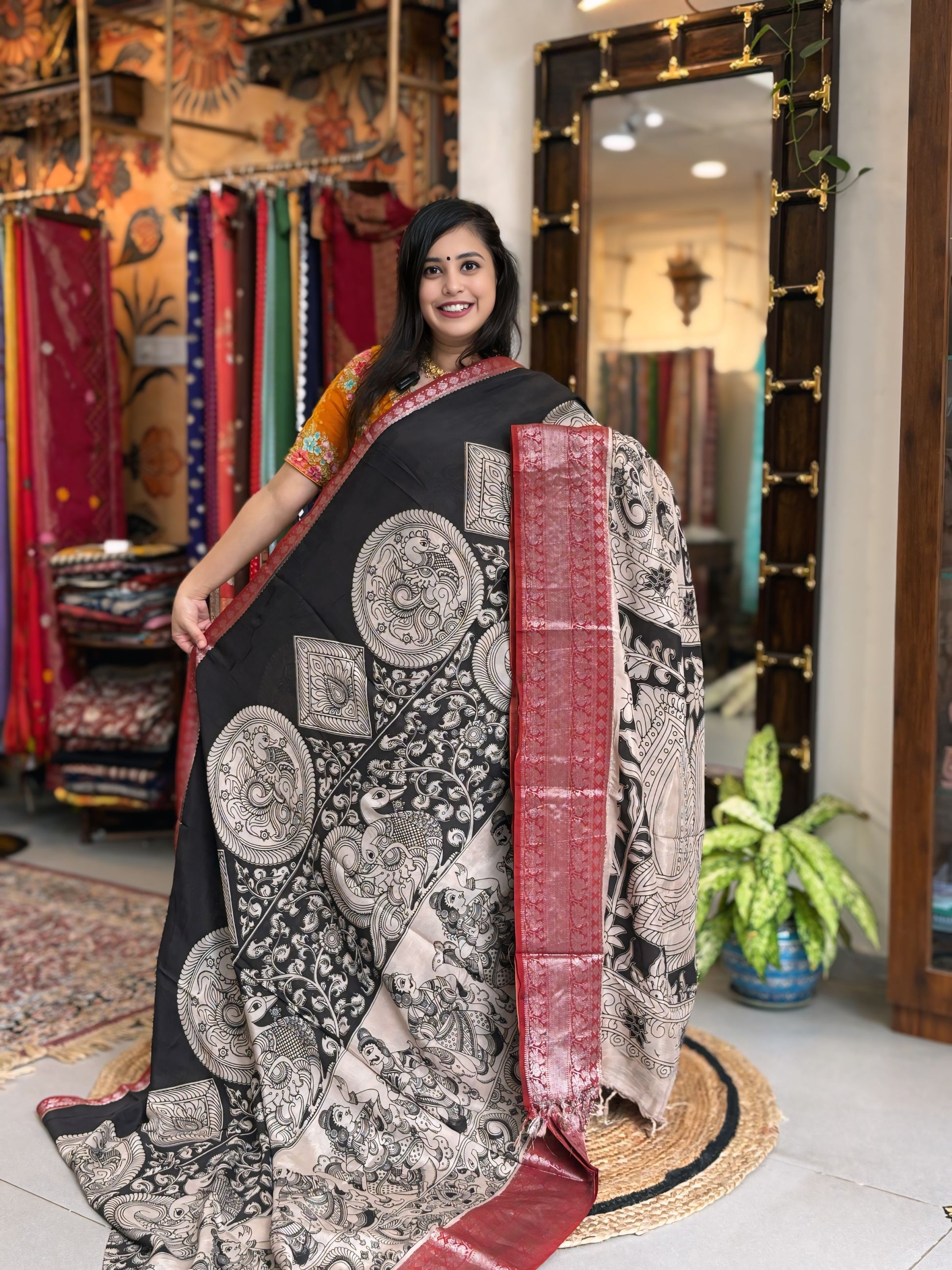 Sitara
- Kalamkari Nizam Heavy Border