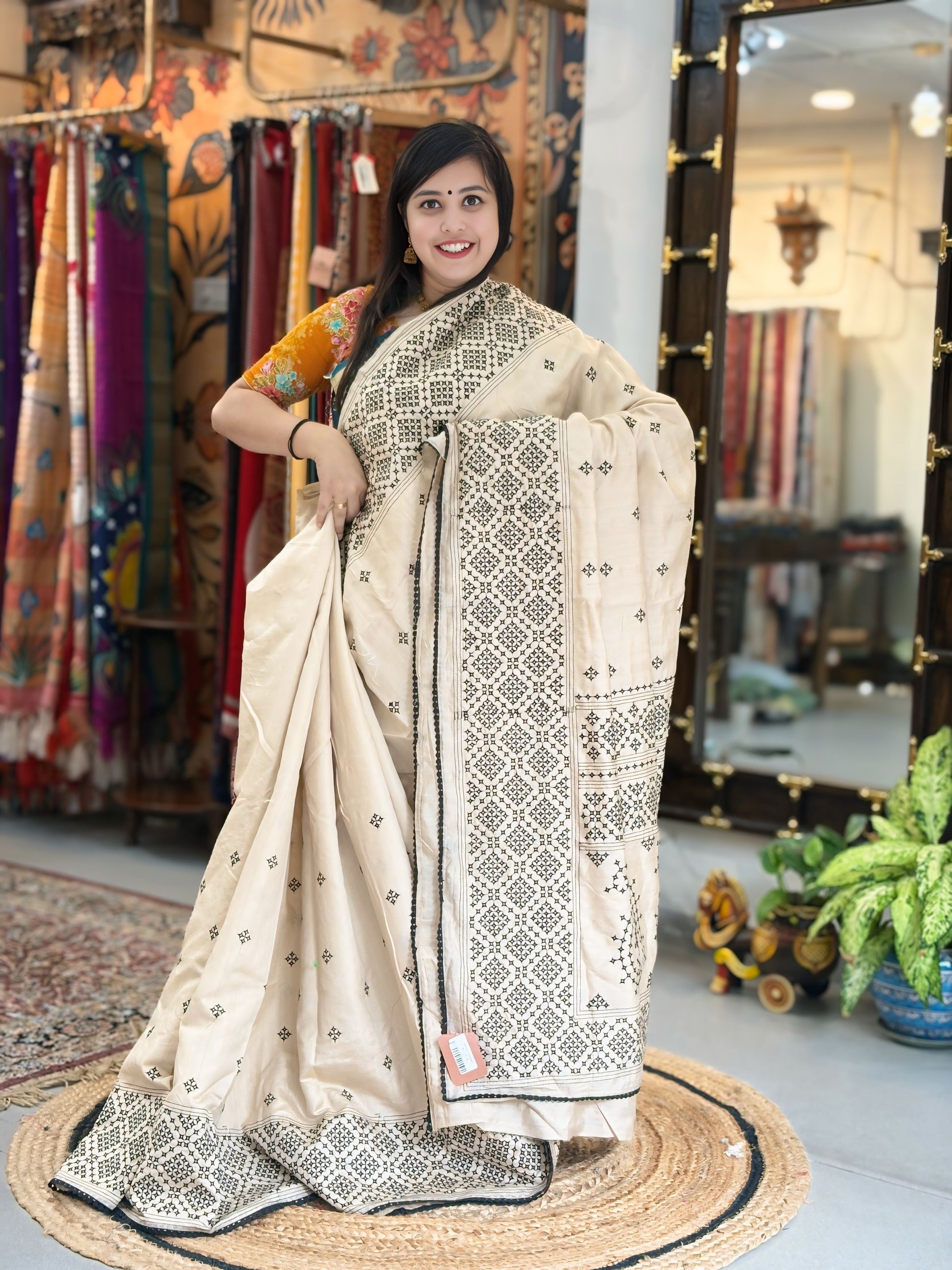 Raw Elegance – Geecha Silk