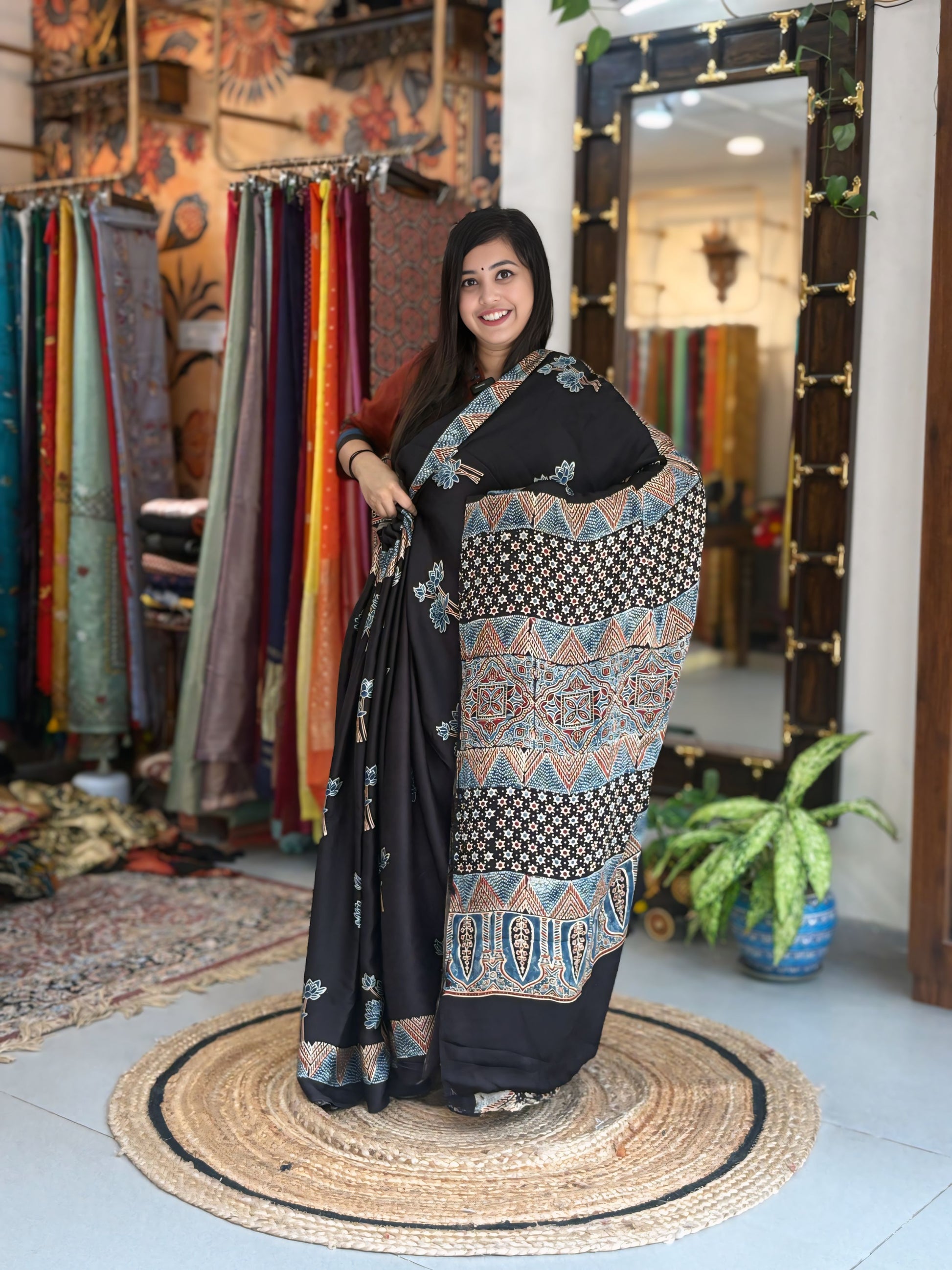 Nayika - Ajrakh Modal without  Lakripatta