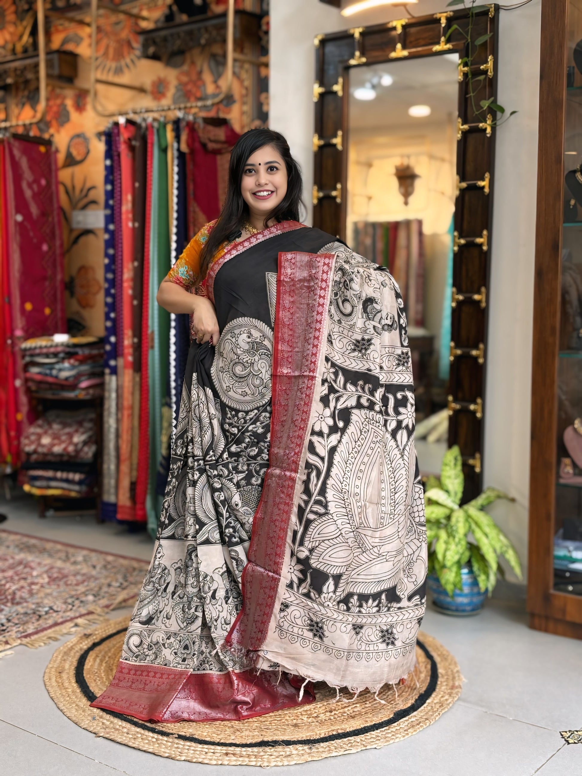 Sitara
- Kalamkari Nizam Heavy Border