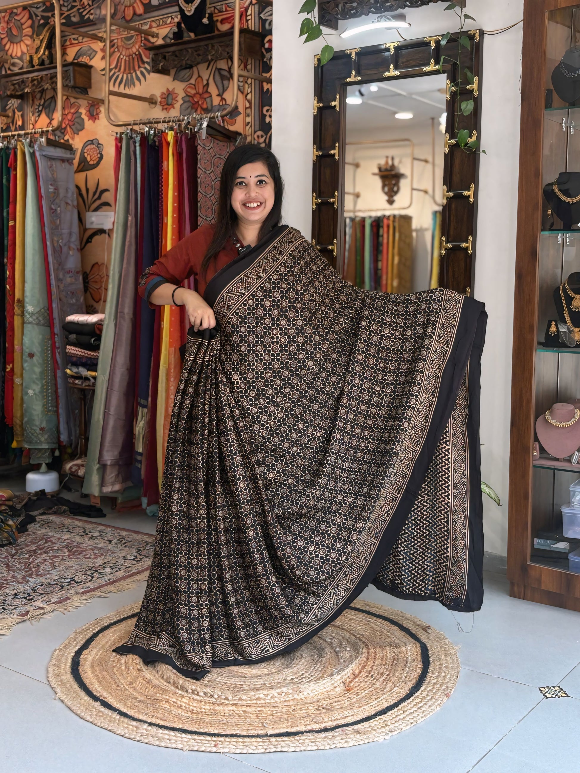 Sutradharini - Ajrakh Modal without  Lakripatta