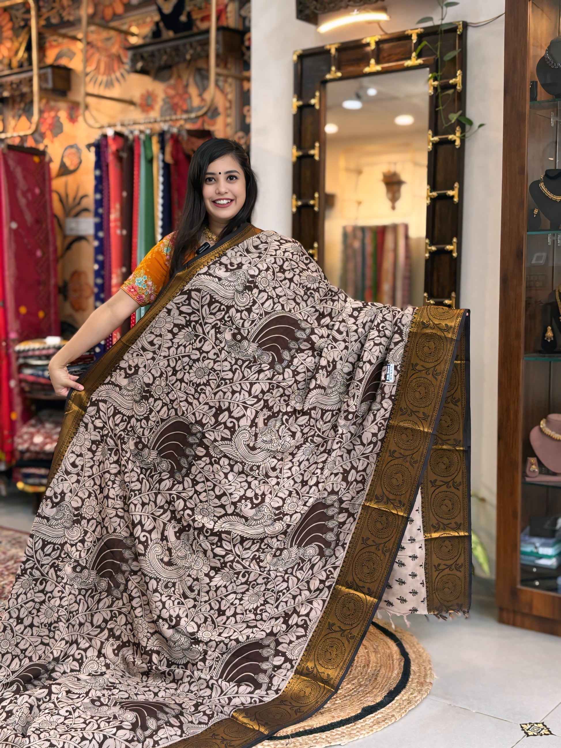 Zareen
- Kalamkari Nizam Heavy Border