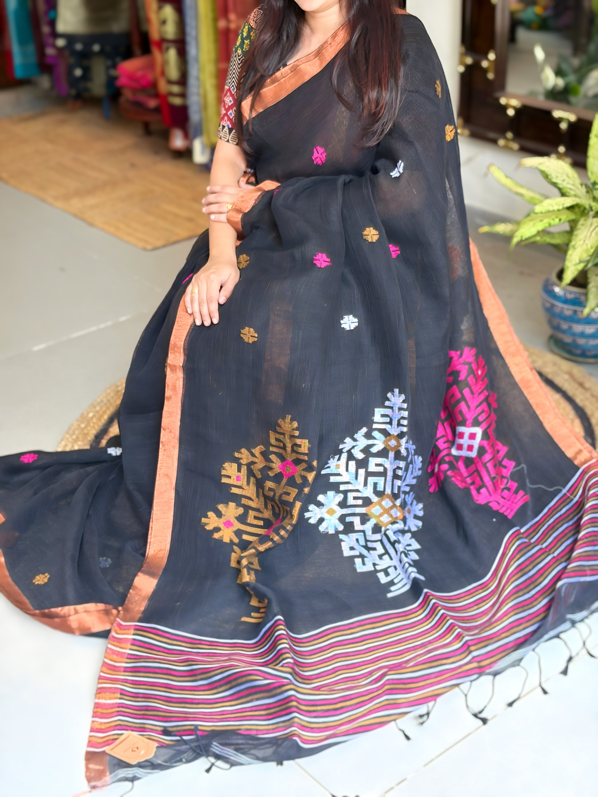 Premium Work Linen Saree 011