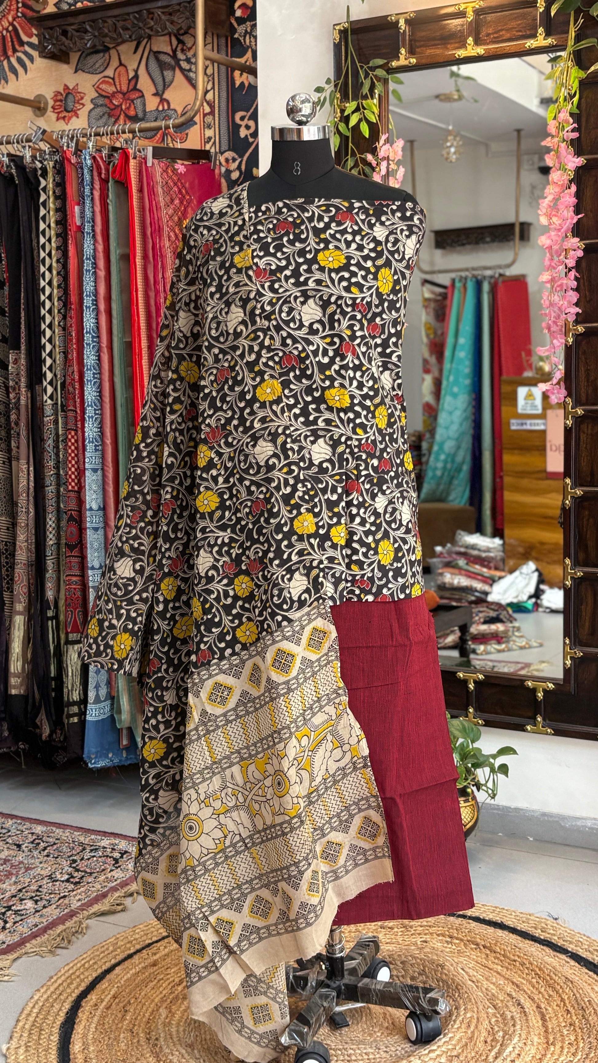 Suhana - Kurti Sets