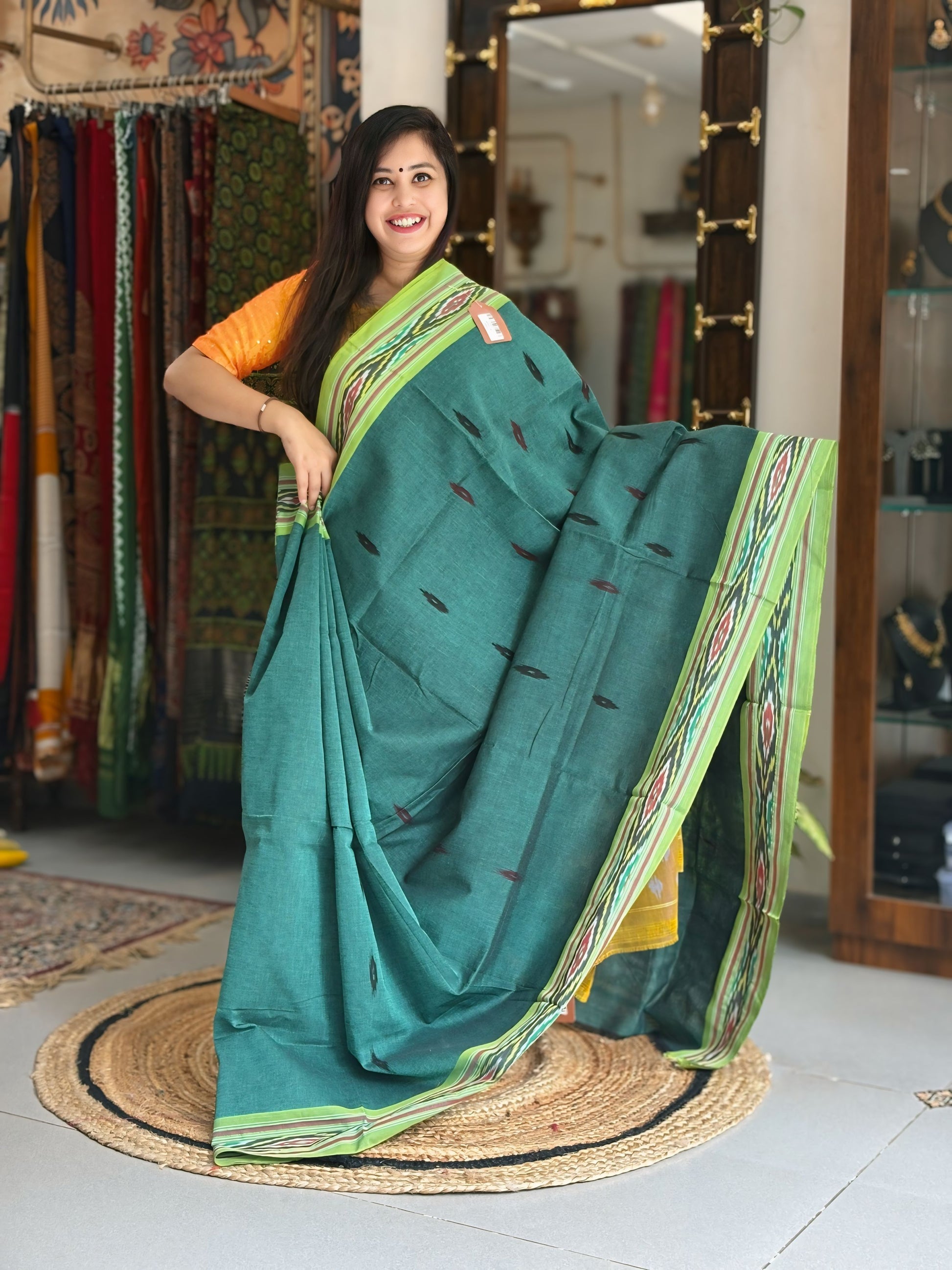 Shubhra - Pochampally Saree