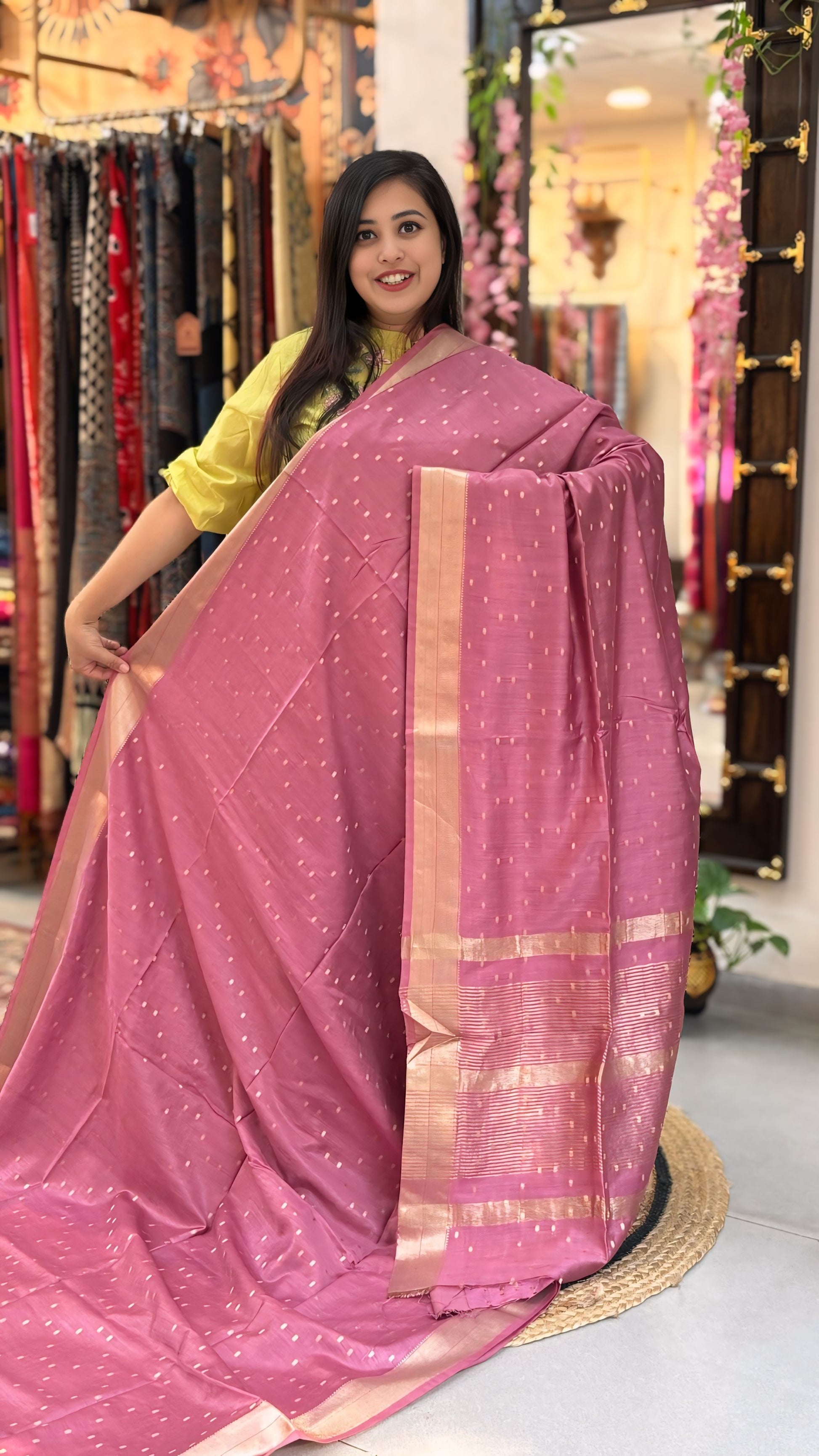Chandrika - Maheshwari Banarasi Saree