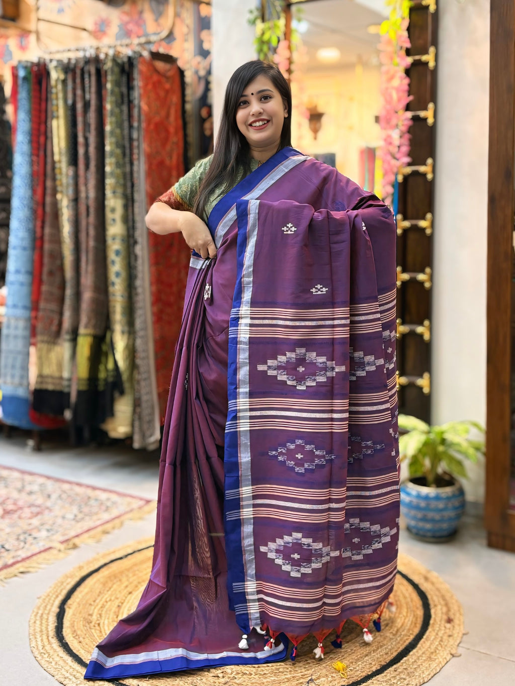 Kamalini
- Bhujori Khadi Cotton Saree