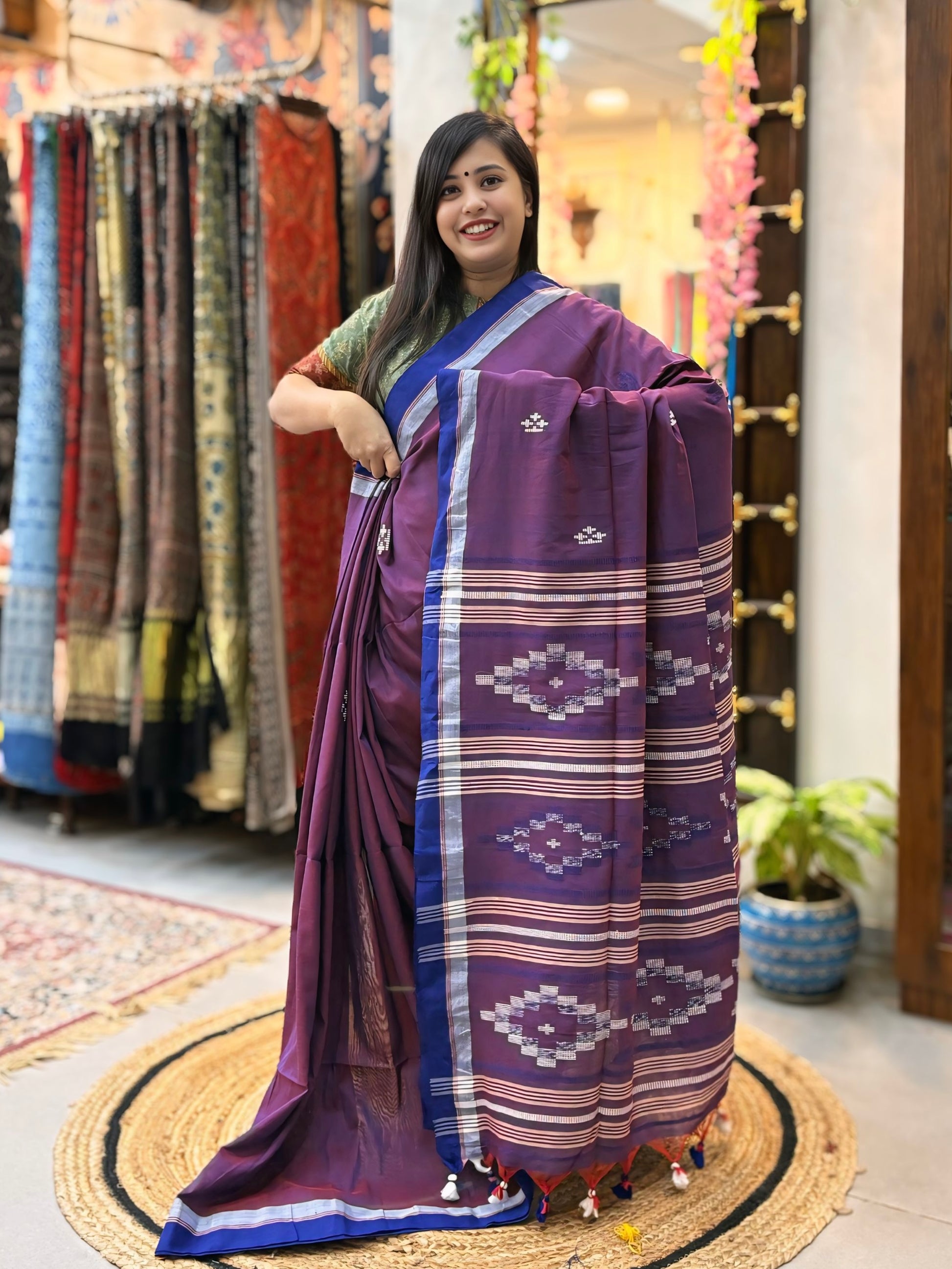 Kamalini
- Bhujori Khadi Cotton Saree