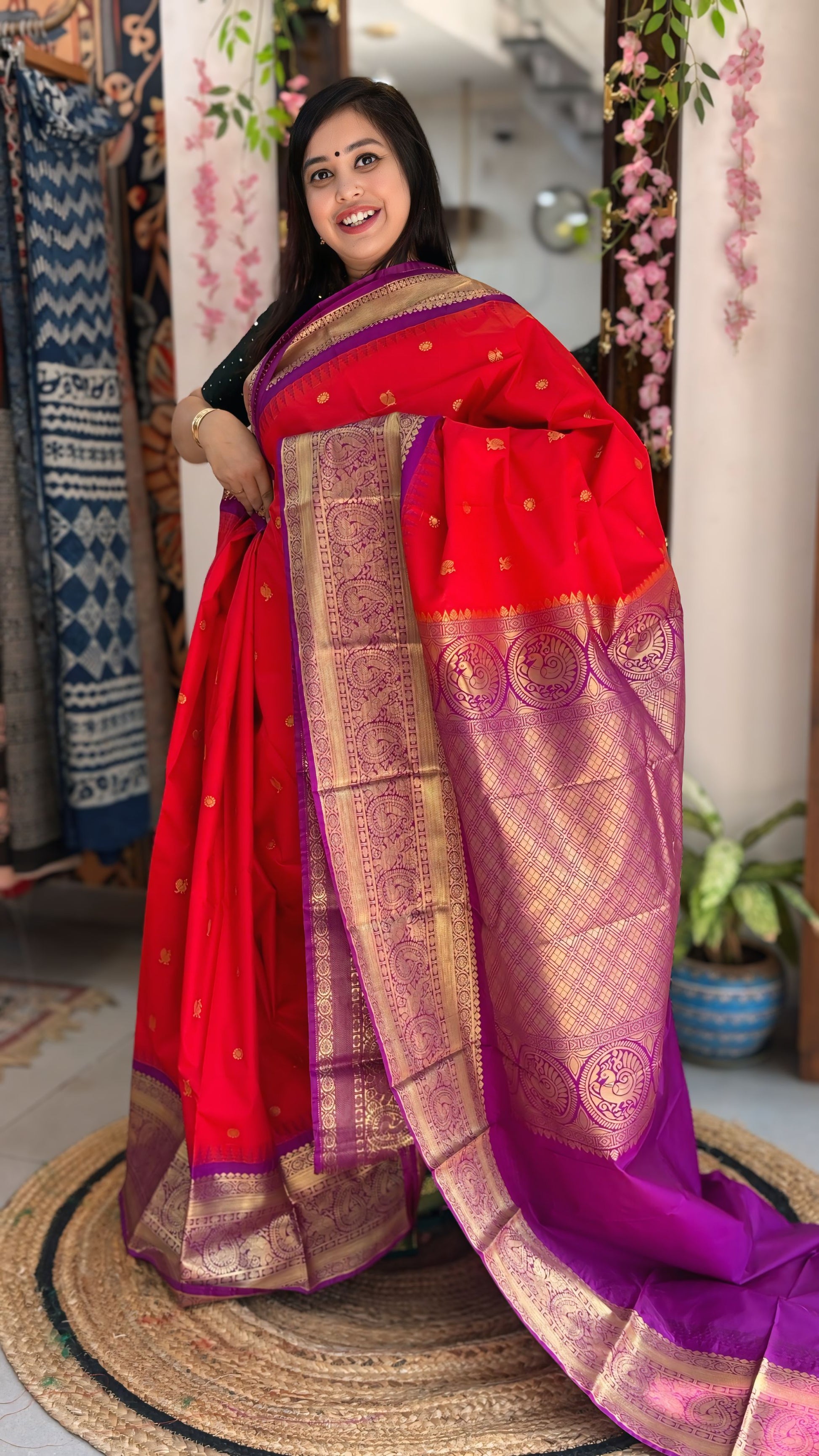 Ritvika - Gadwal Silk Saree