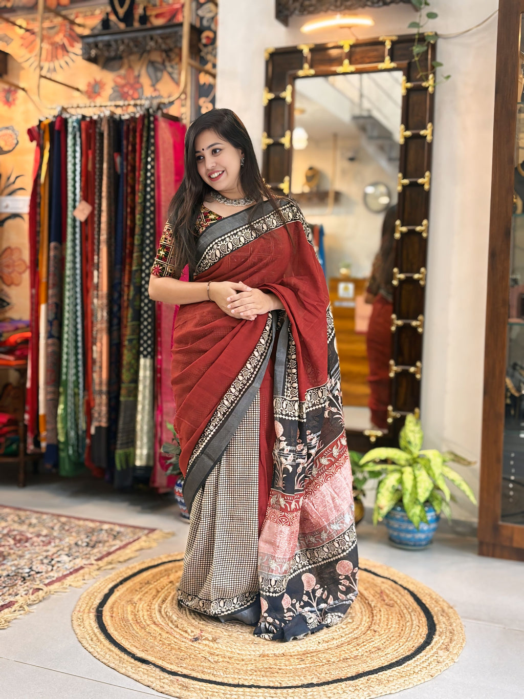 Kumkum Charm - Cotton Linen