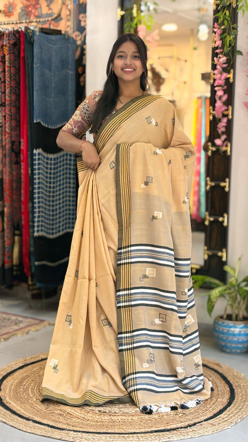 Aabha - Bhujori Khadi Cotton Saree