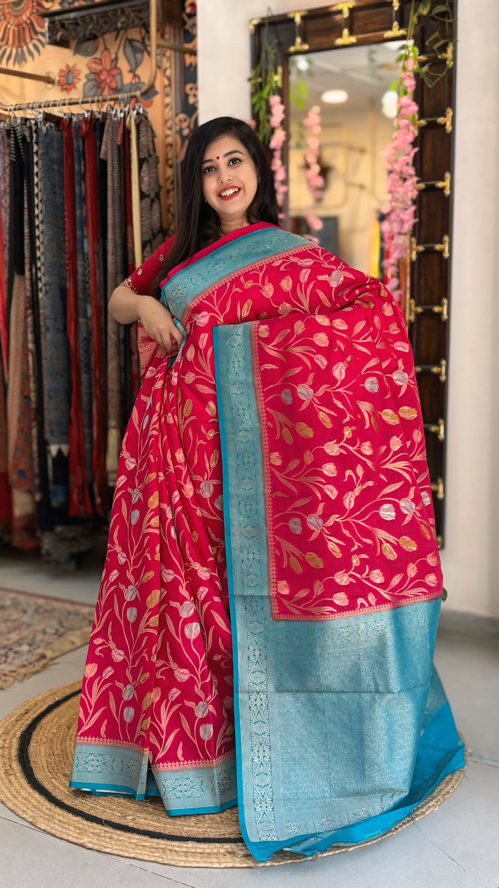 Swarnika - Geecha Banarasi Silk