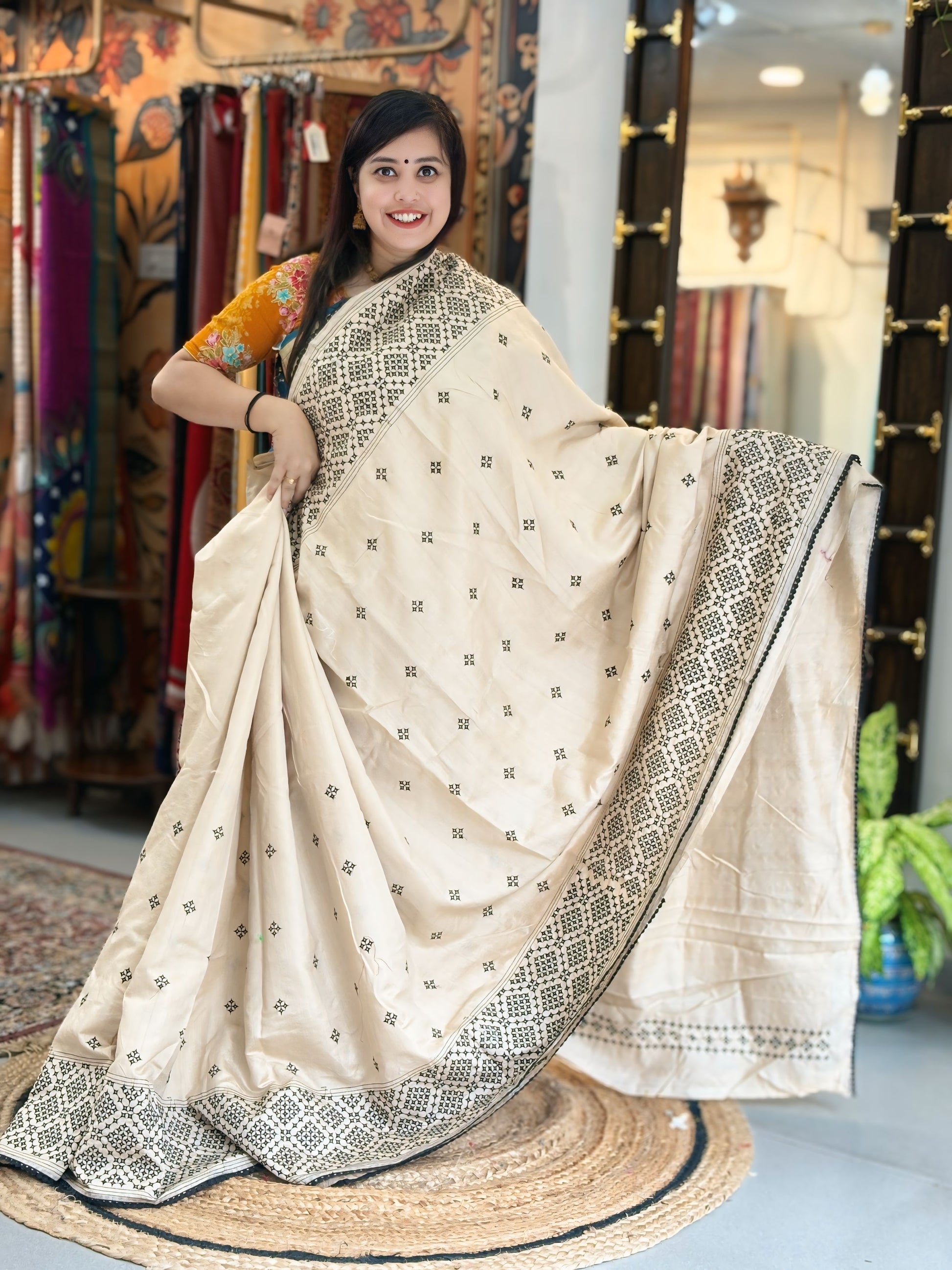 Raw Elegance – Geecha Silk