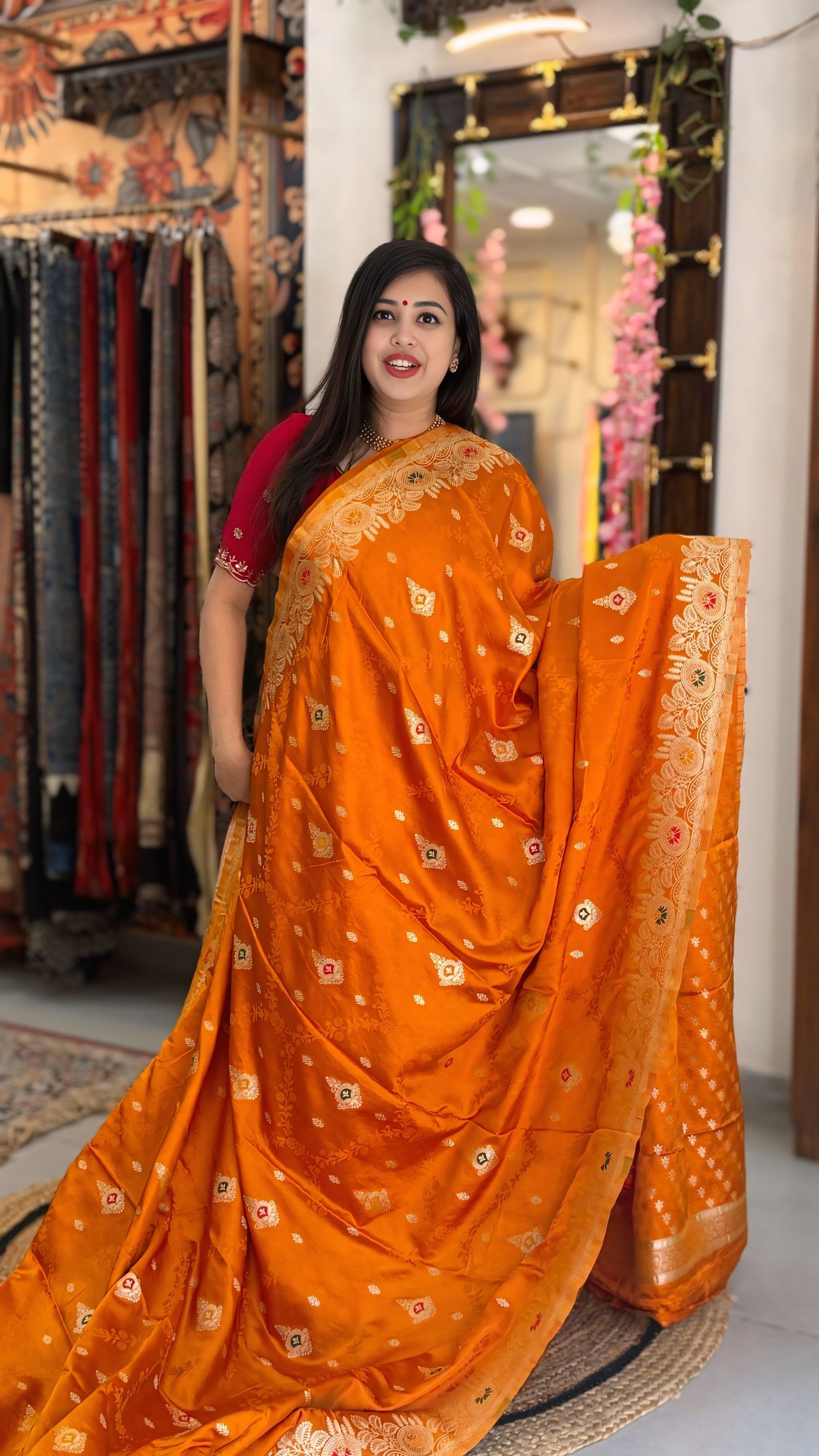 Suvarna - Mashru Banarasi