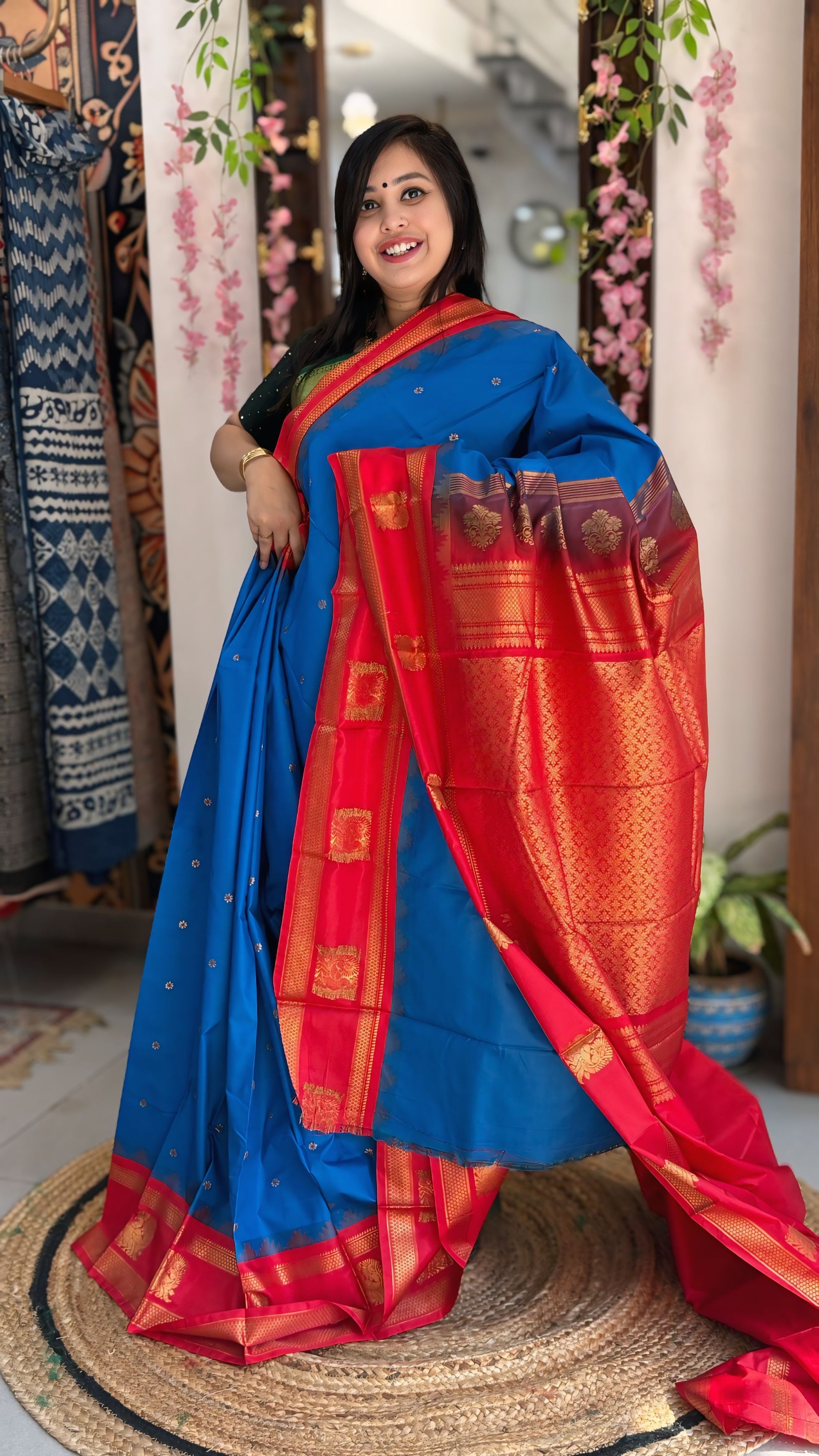 Devanshi - Gadwal Silk Saree