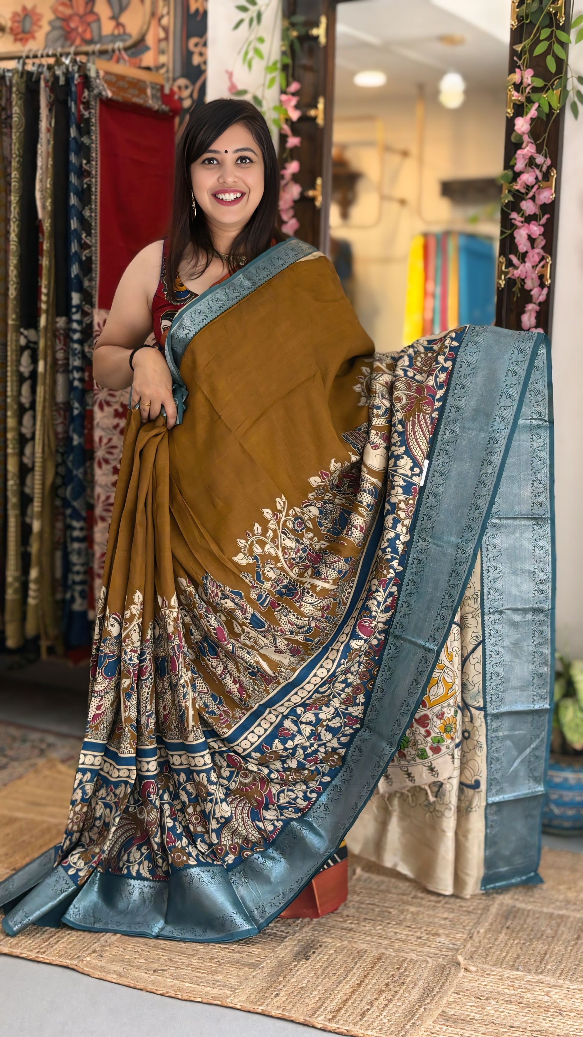 Roop
 - Kalamkari Nizam Heavy Border