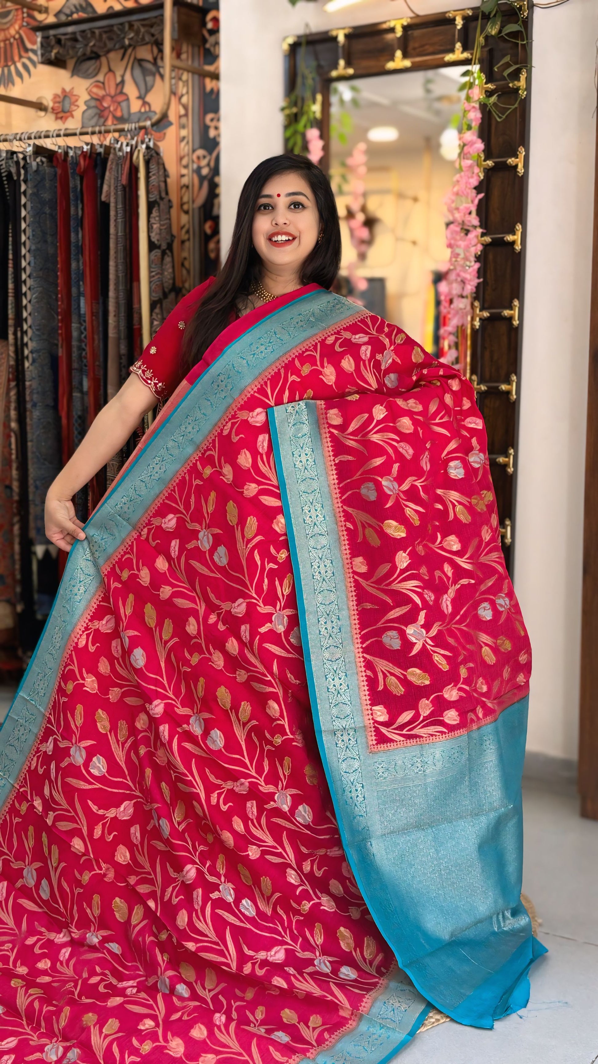 Swarnika - Geecha Banarasi Silk