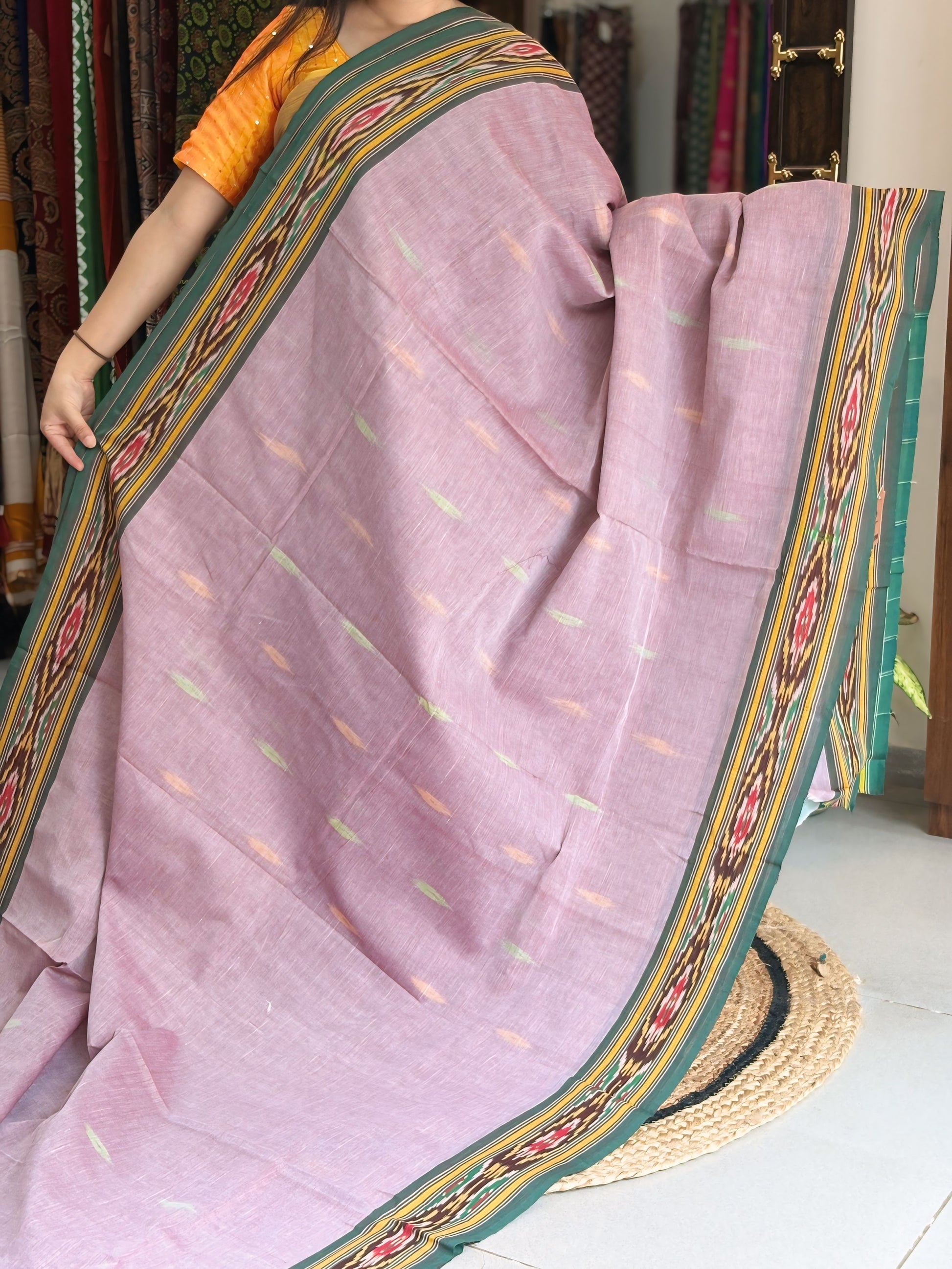 Rooprekha - Pochampally Saree
