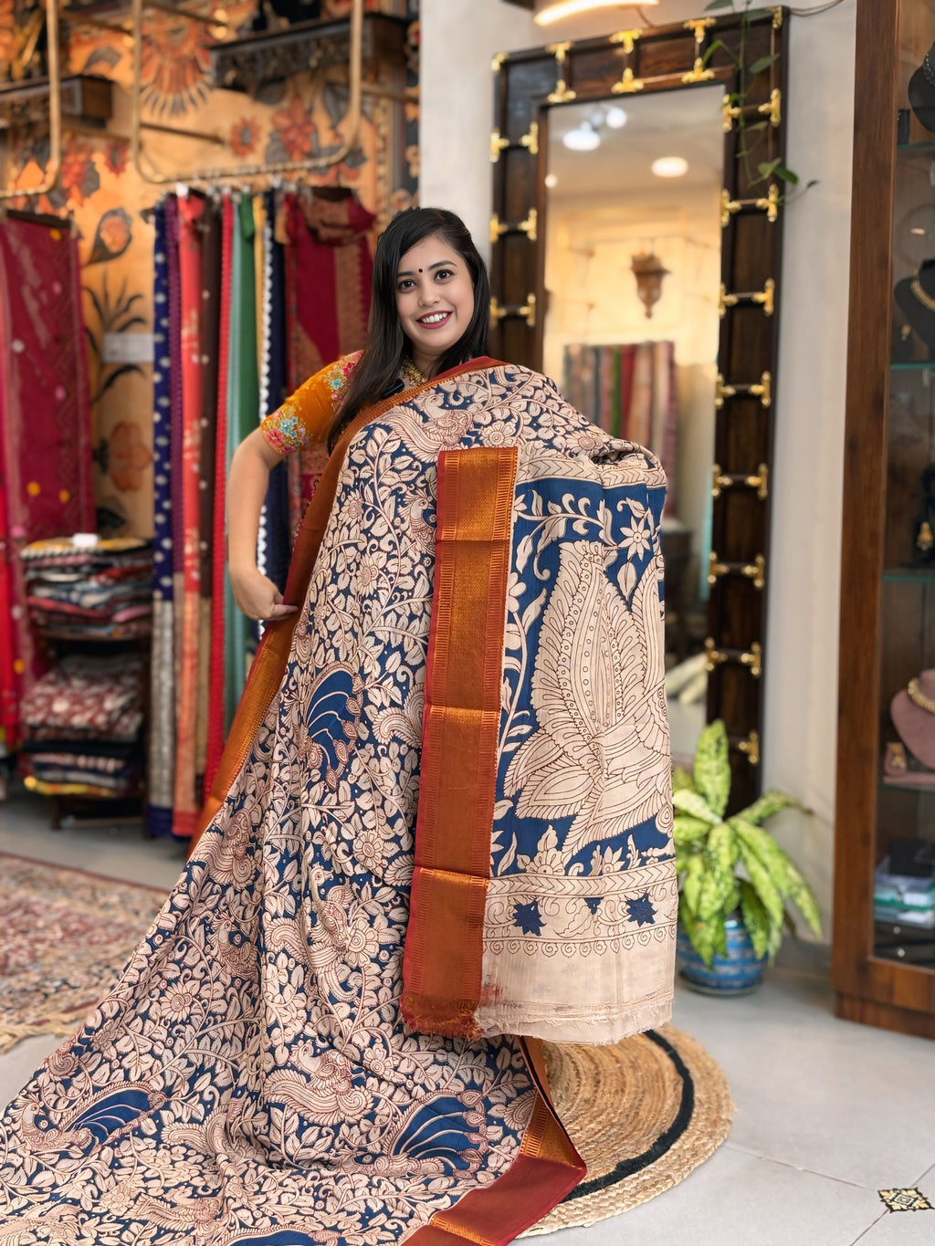 Nazreen
- Kalamkari Nizam Heavy Border