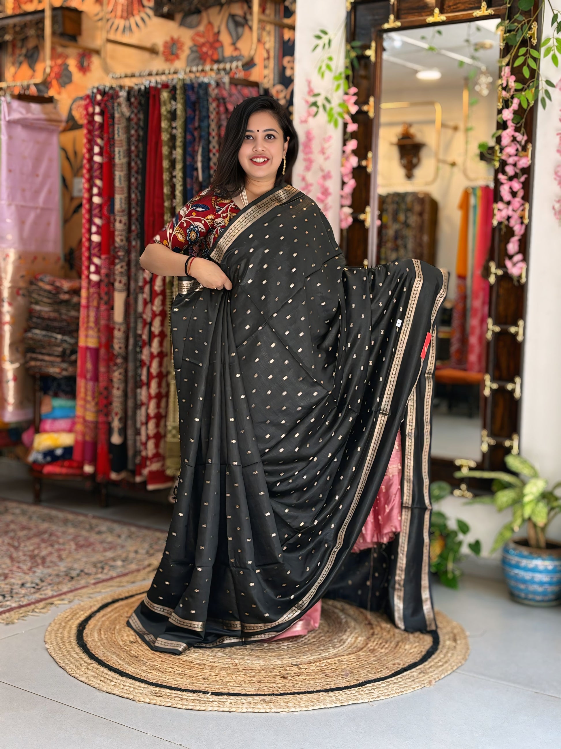Suhasini - Maheshwari Banarasi Saree