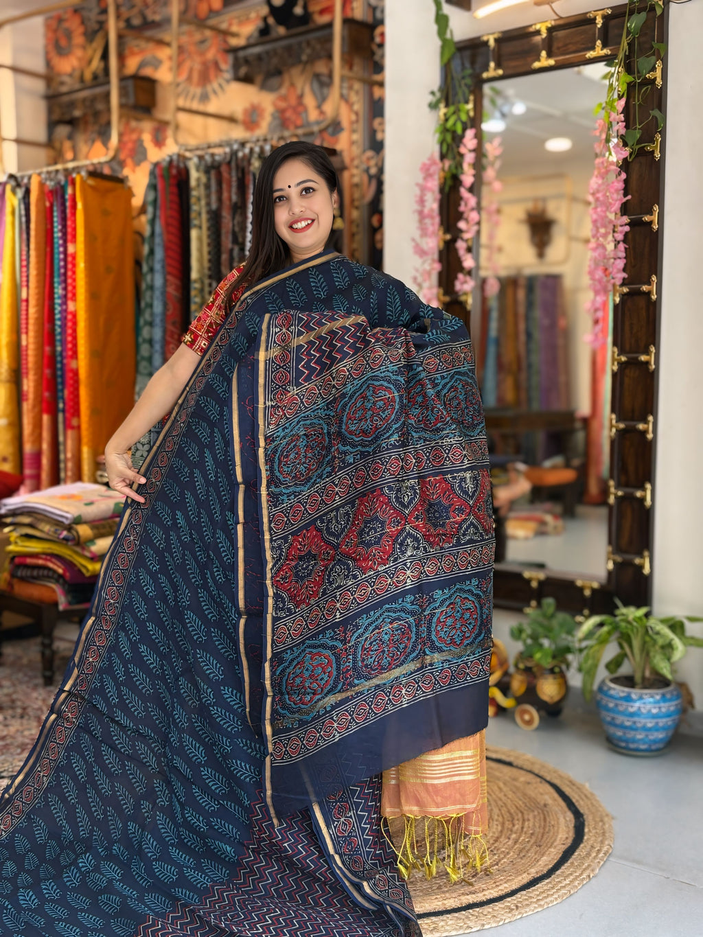 Chandbali
- Chanderi Silk