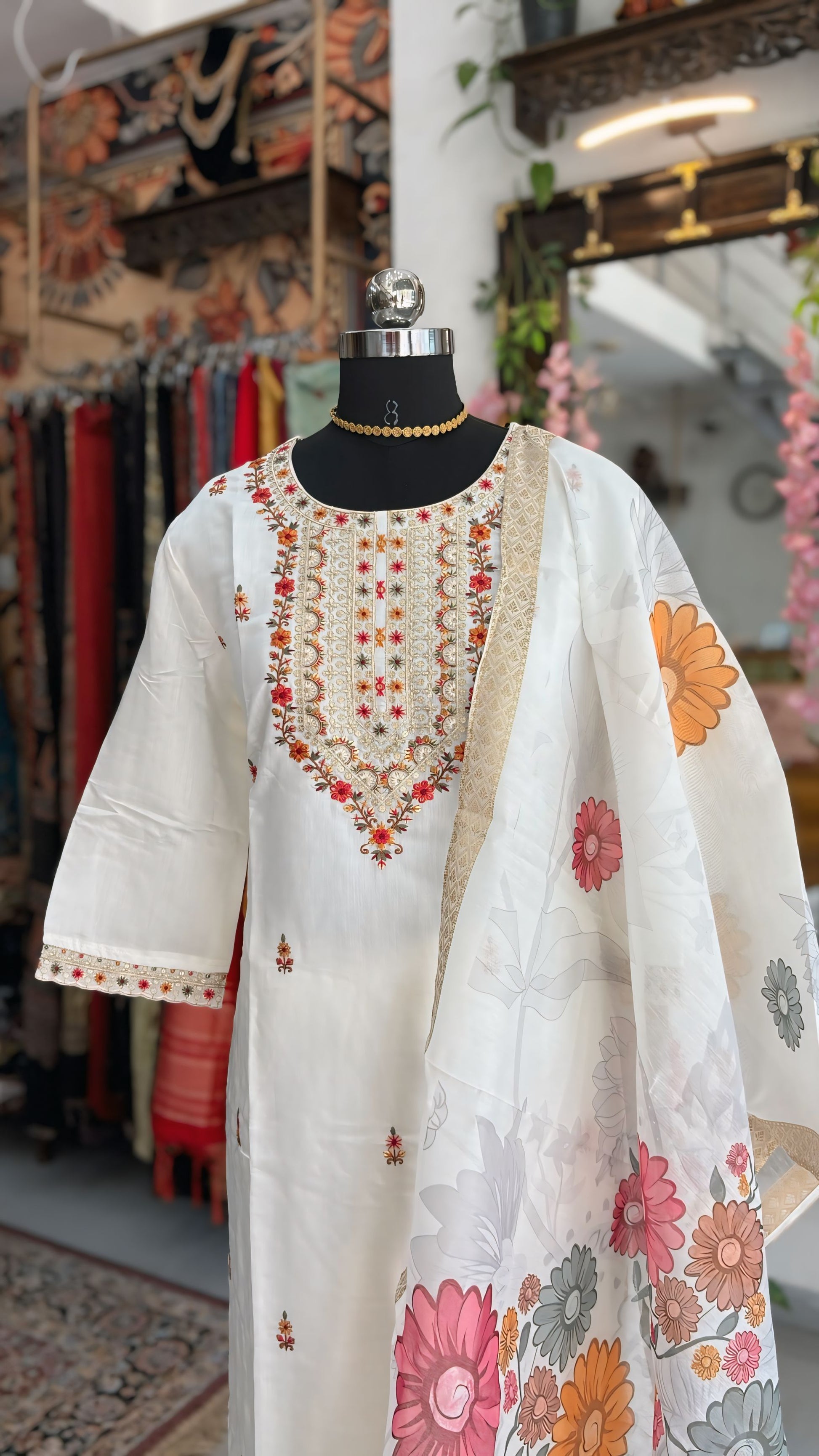Snow Bloom Kurti