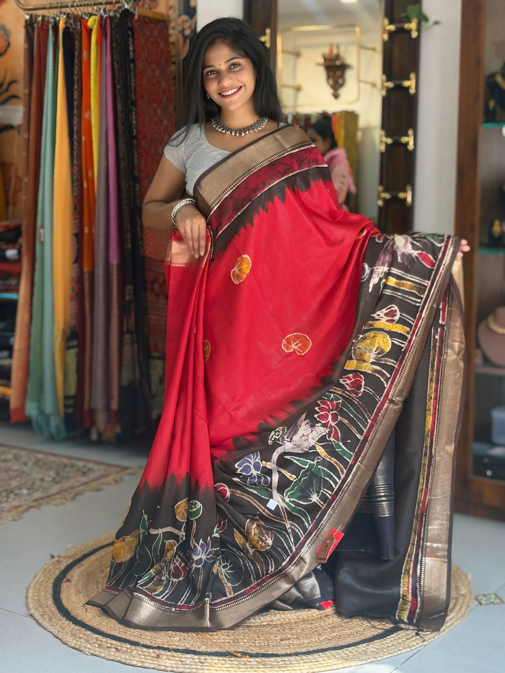 Aabharana - Hand Batik Maheshwari Saree