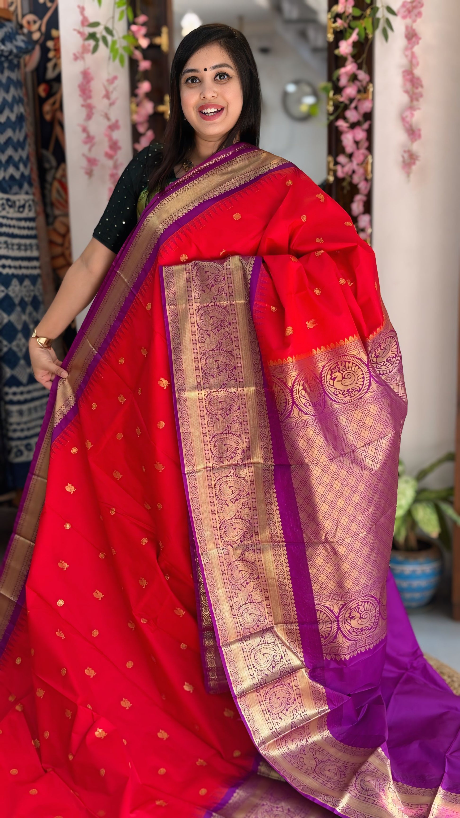 Ritvika - Gadwal Silk Saree