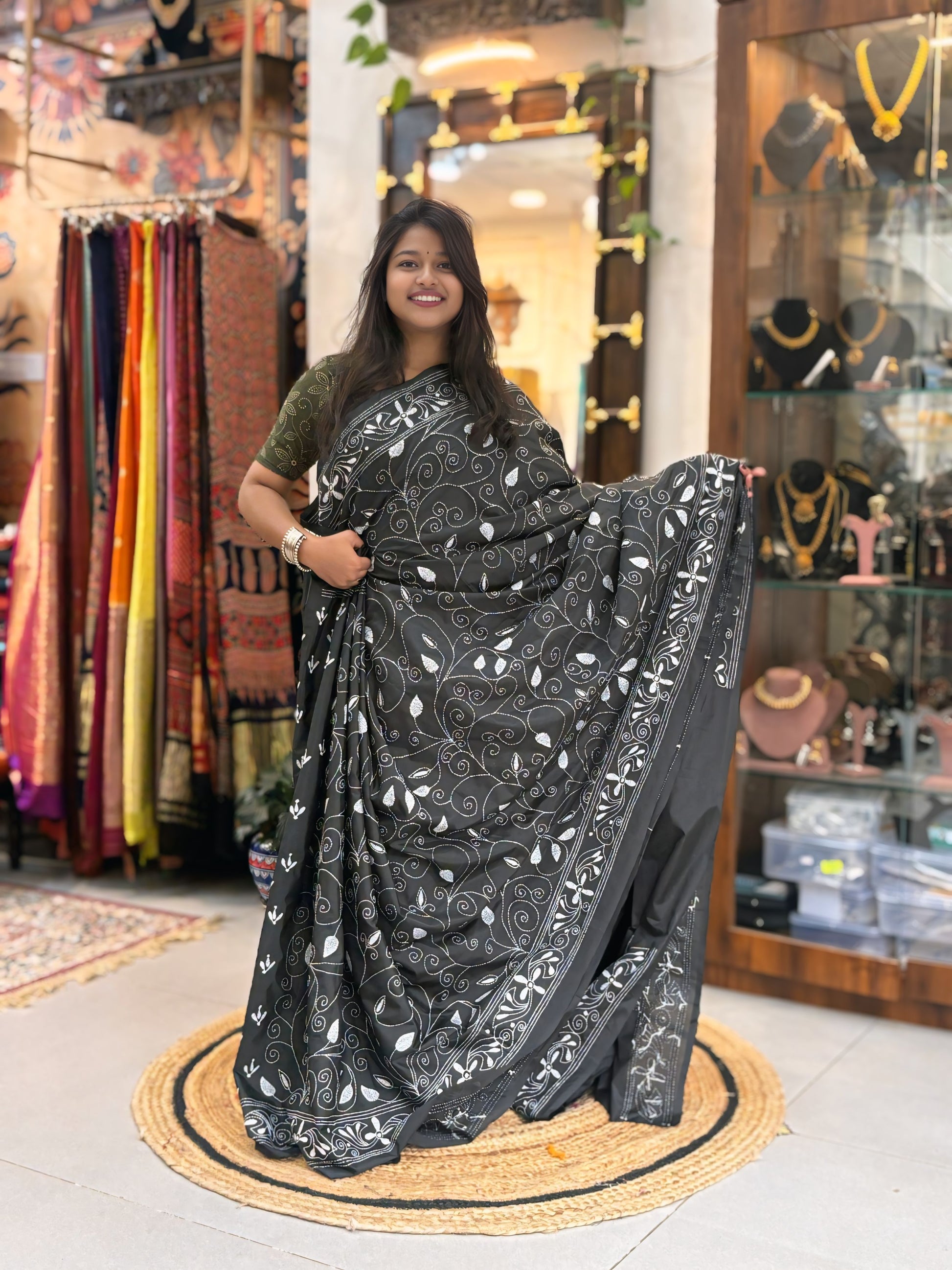 Gopika - Katha Dupian Silk Saree