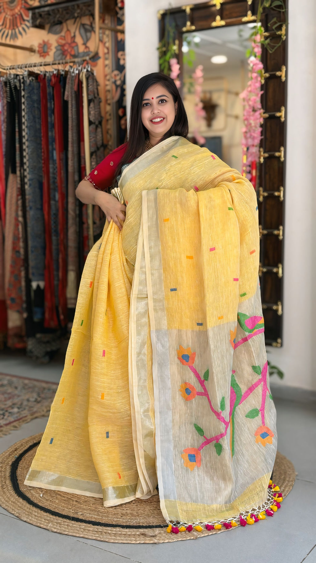 Devanshi - Paithani Linen