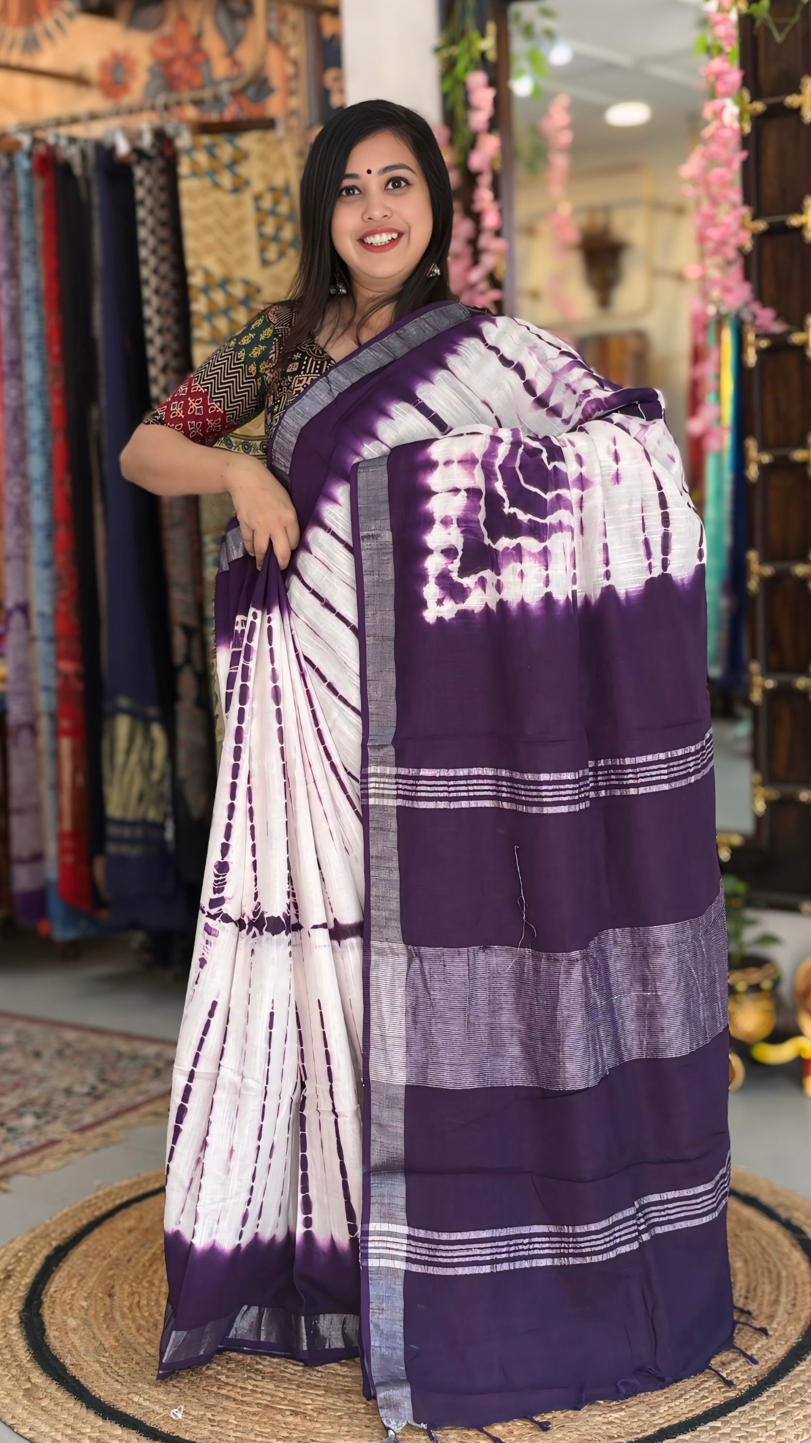 Sutrashree - Cotton Linen