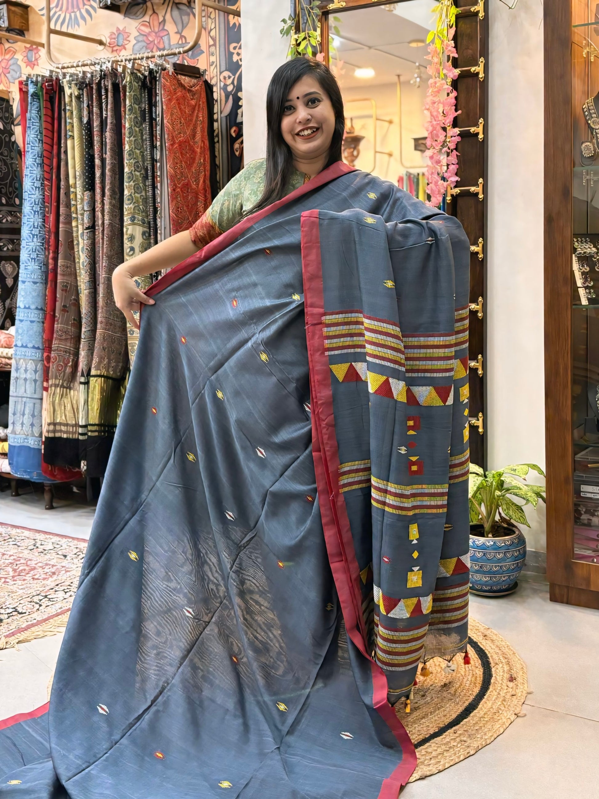 Kavya - Bhujori Khadi Cotton Saree