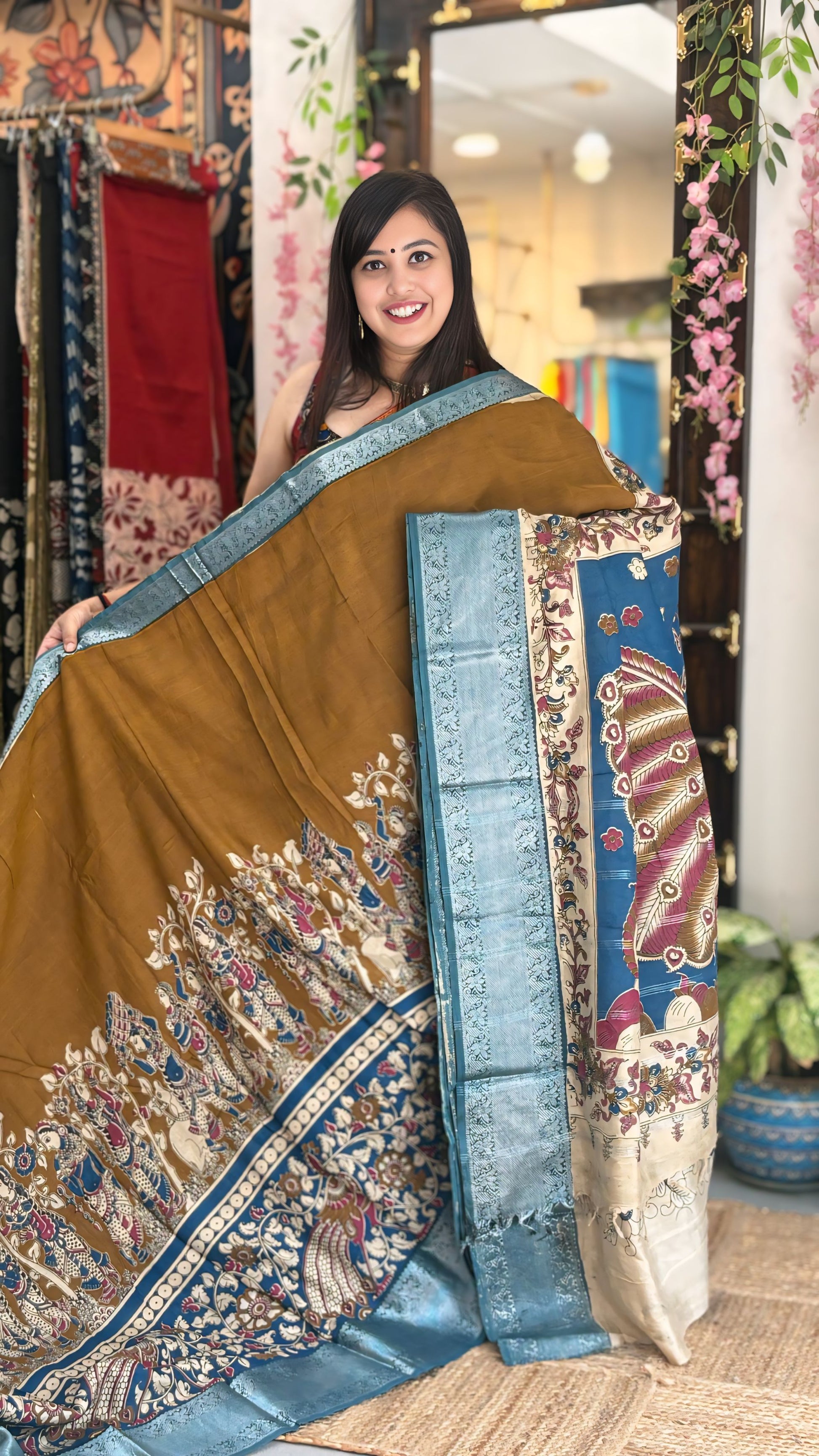 Roop
 - Kalamkari Nizam Heavy Border