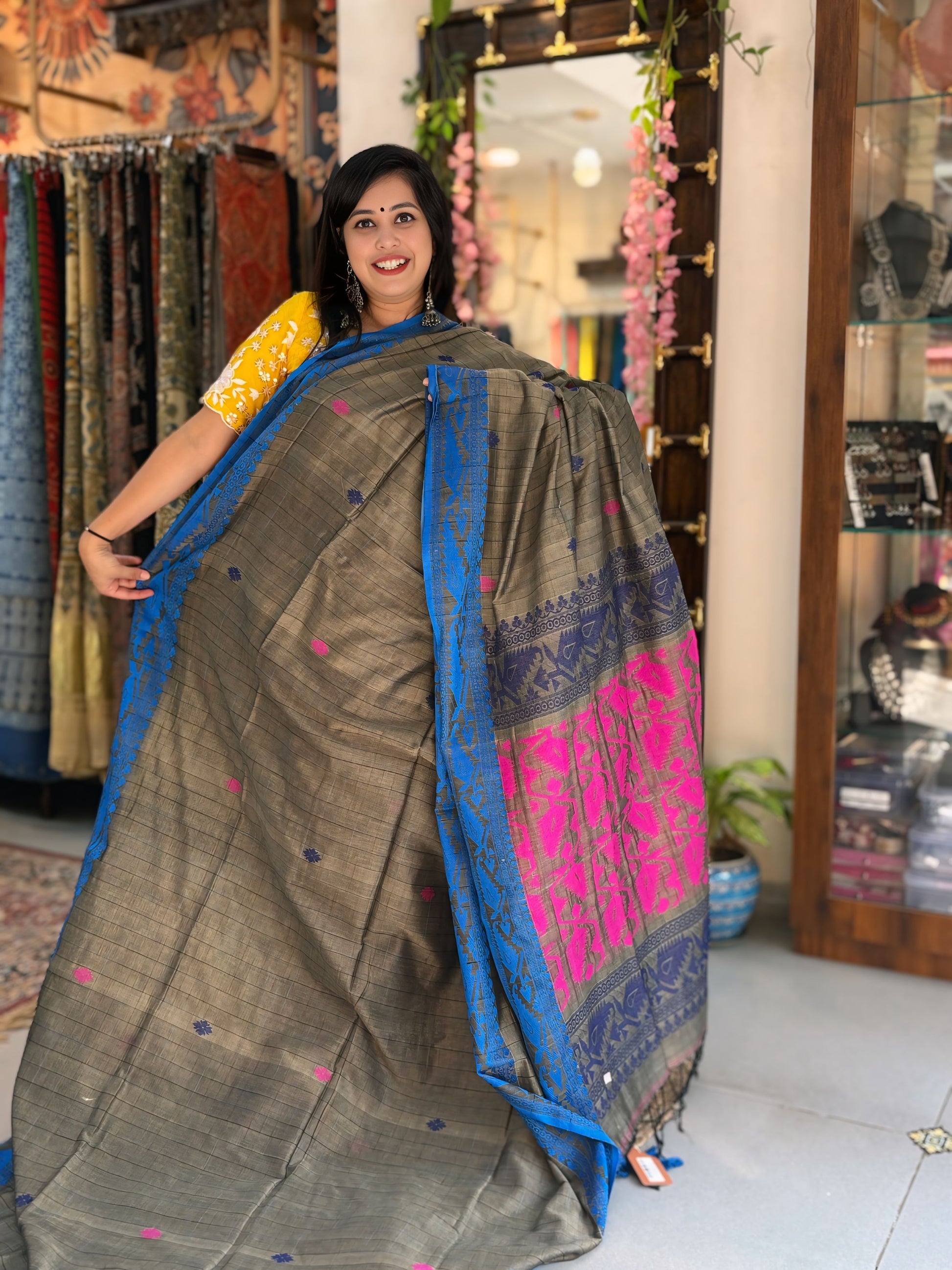 Saanvi - Khadi Banarasi Saree
