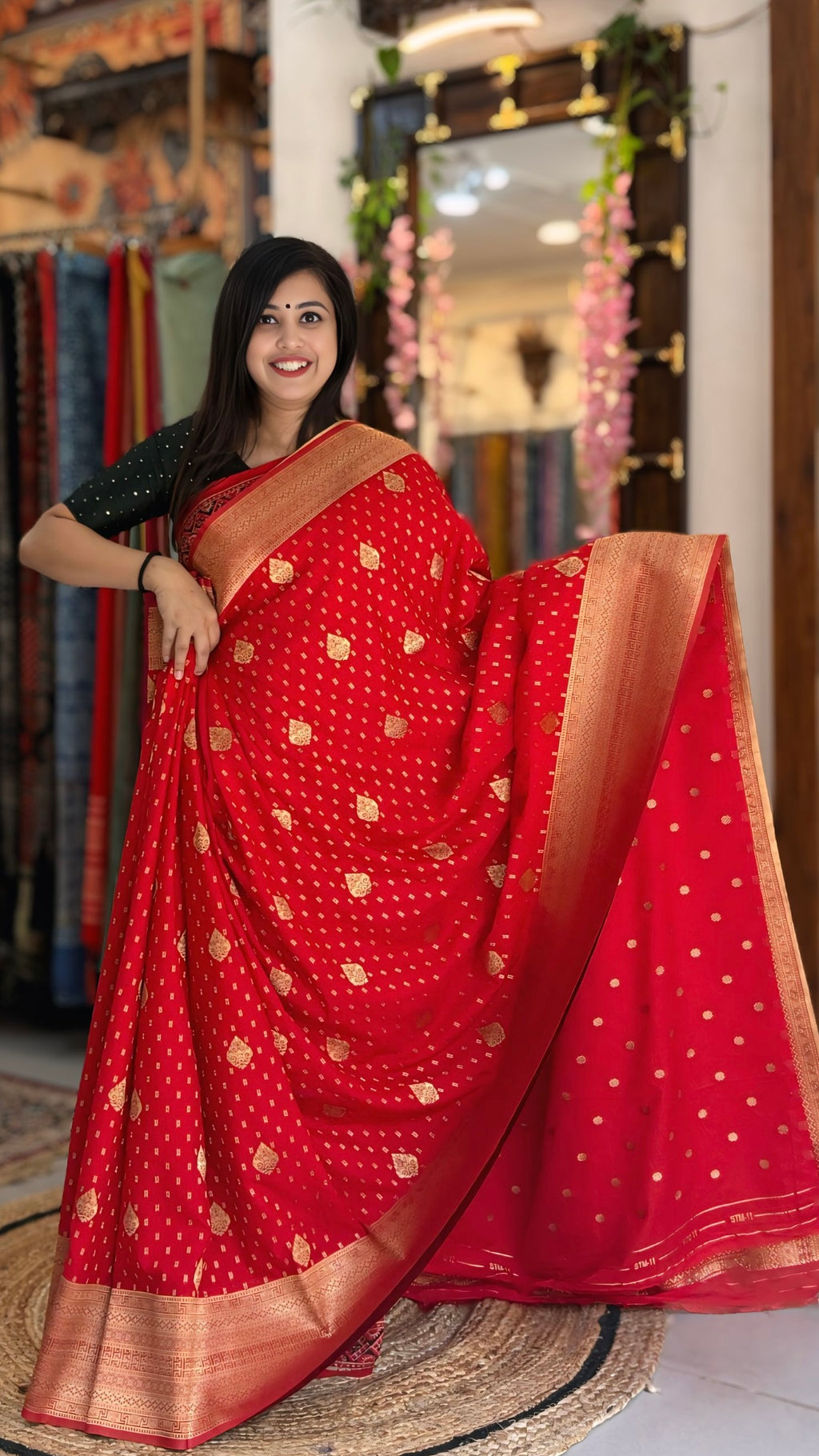 Chaand-Bagh
- Georgette Banarasi