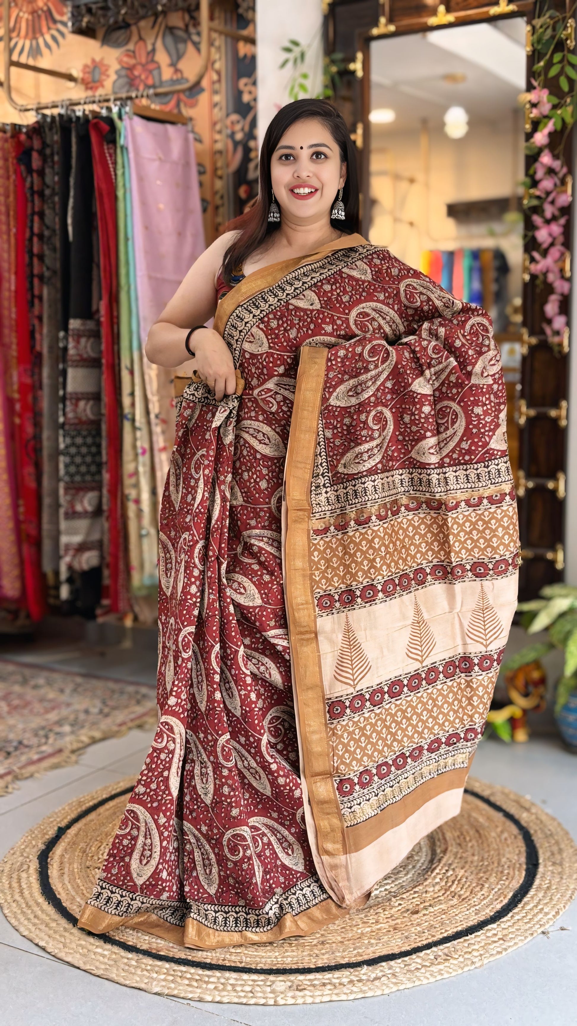 Mrinal - Maheshwari Saree