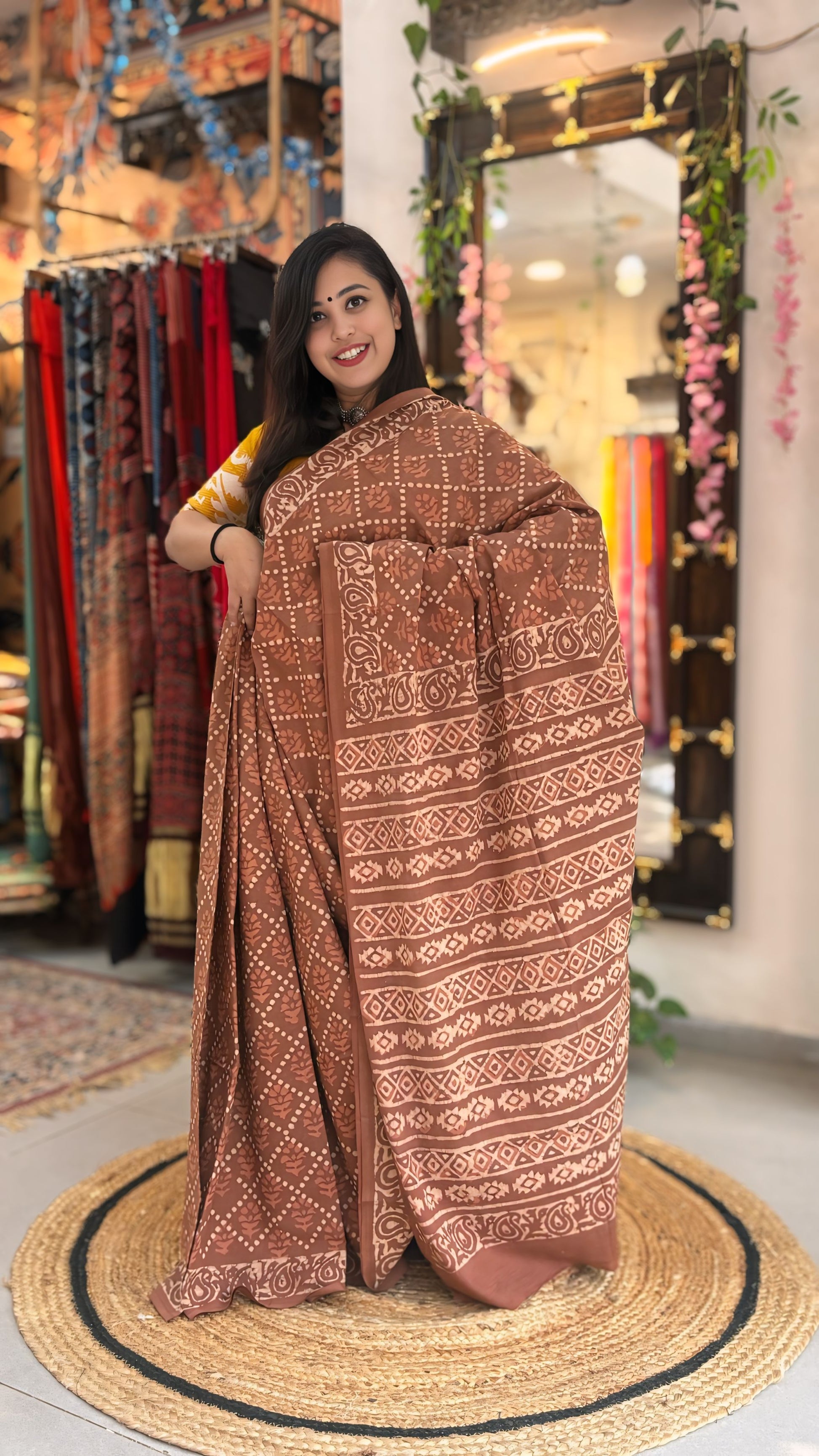 Sia
 - Pure Mul Cotton