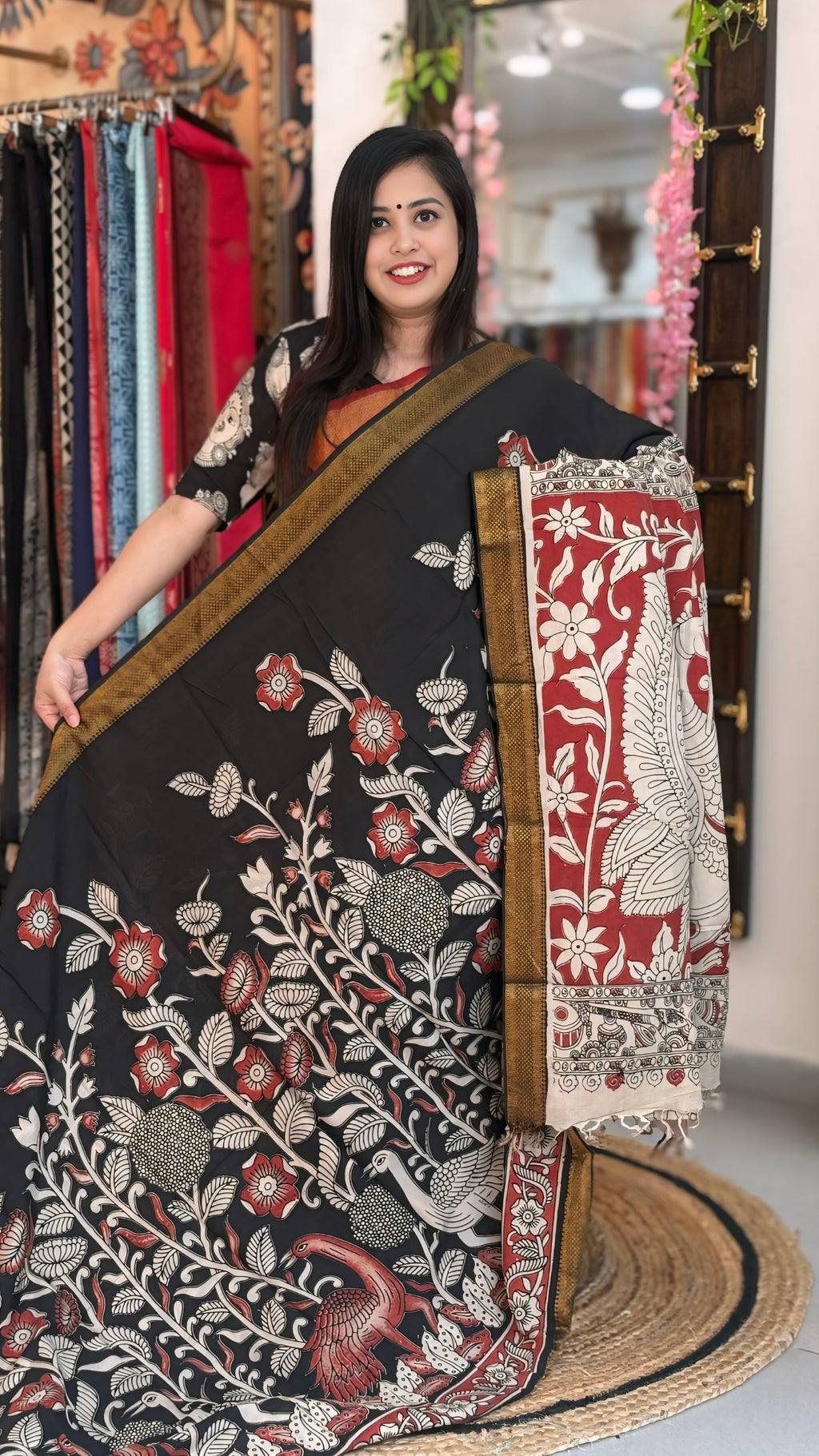 Manjari
- Kalamkari Nizam Border