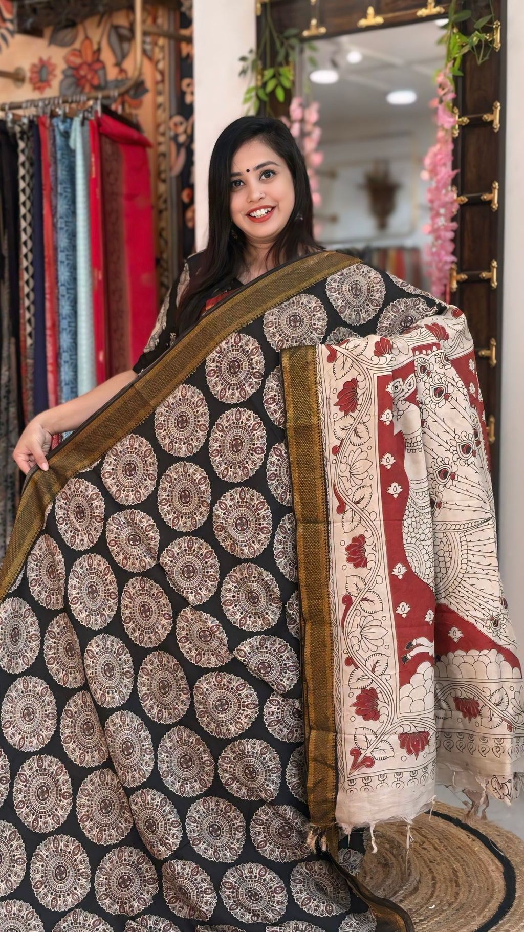 Shanika
- Kalamkari Nizam Border