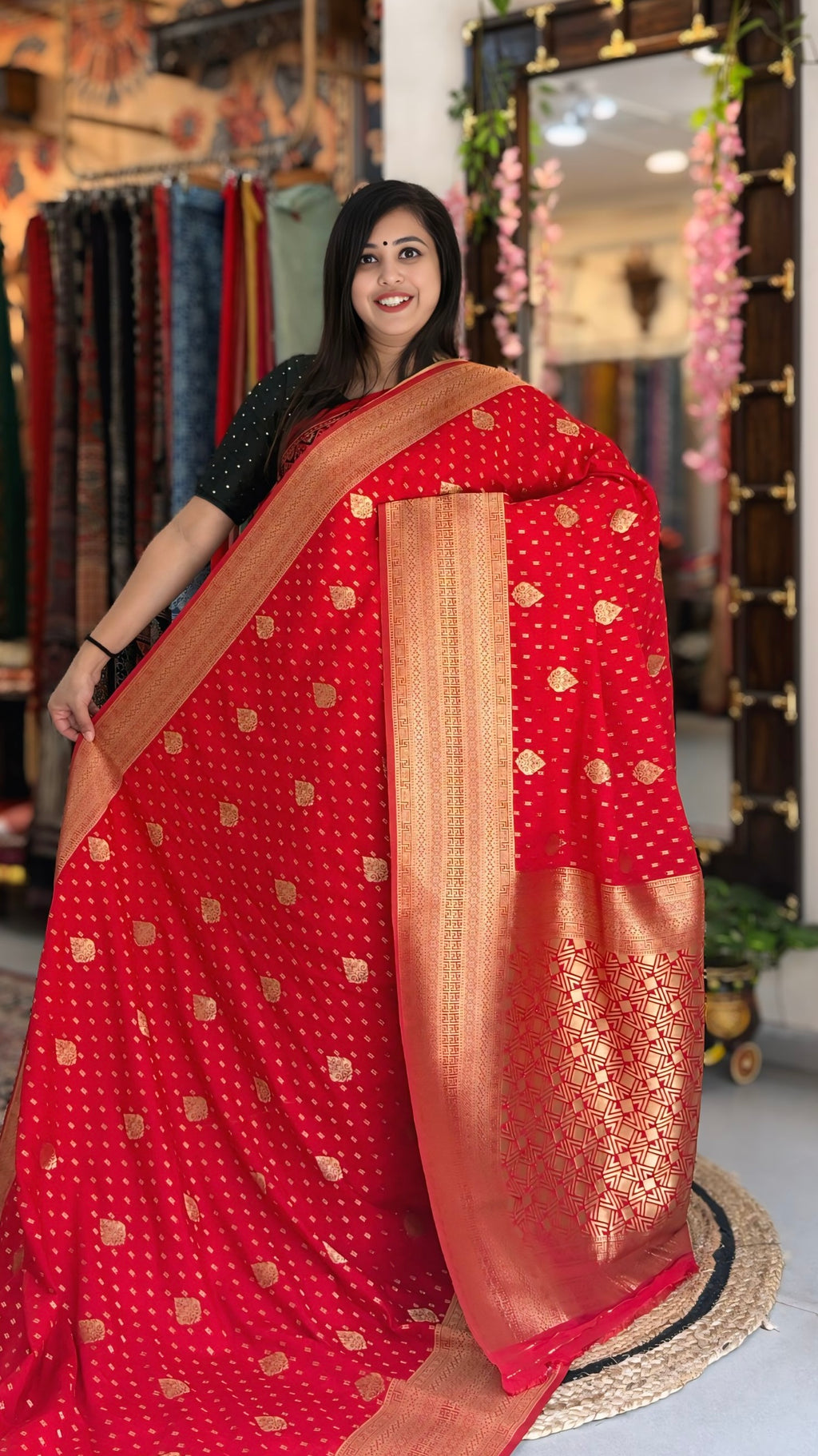 Chaand-Bagh
- Georgette Banarasi