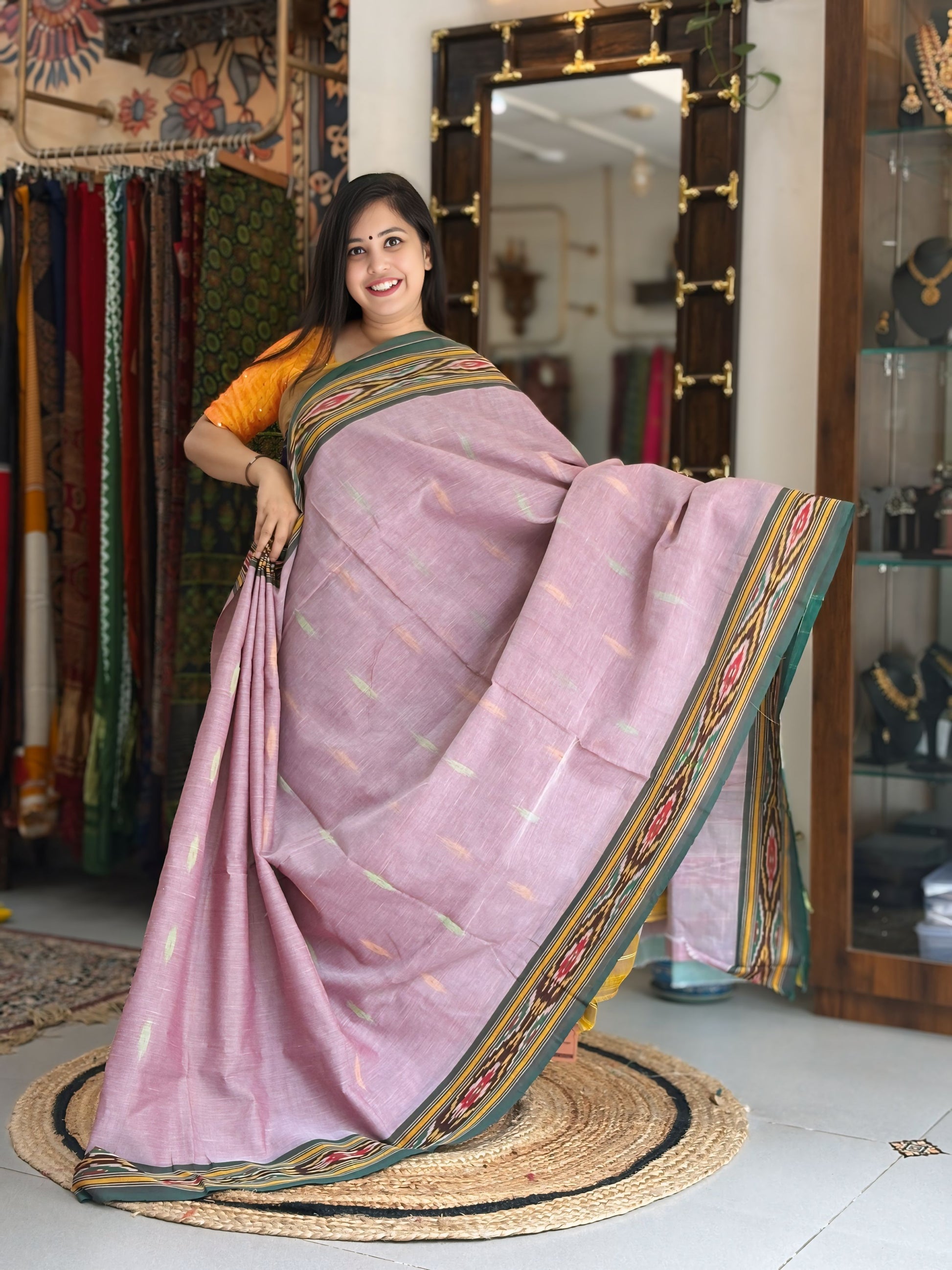 Rooprekha - Pochampally Saree